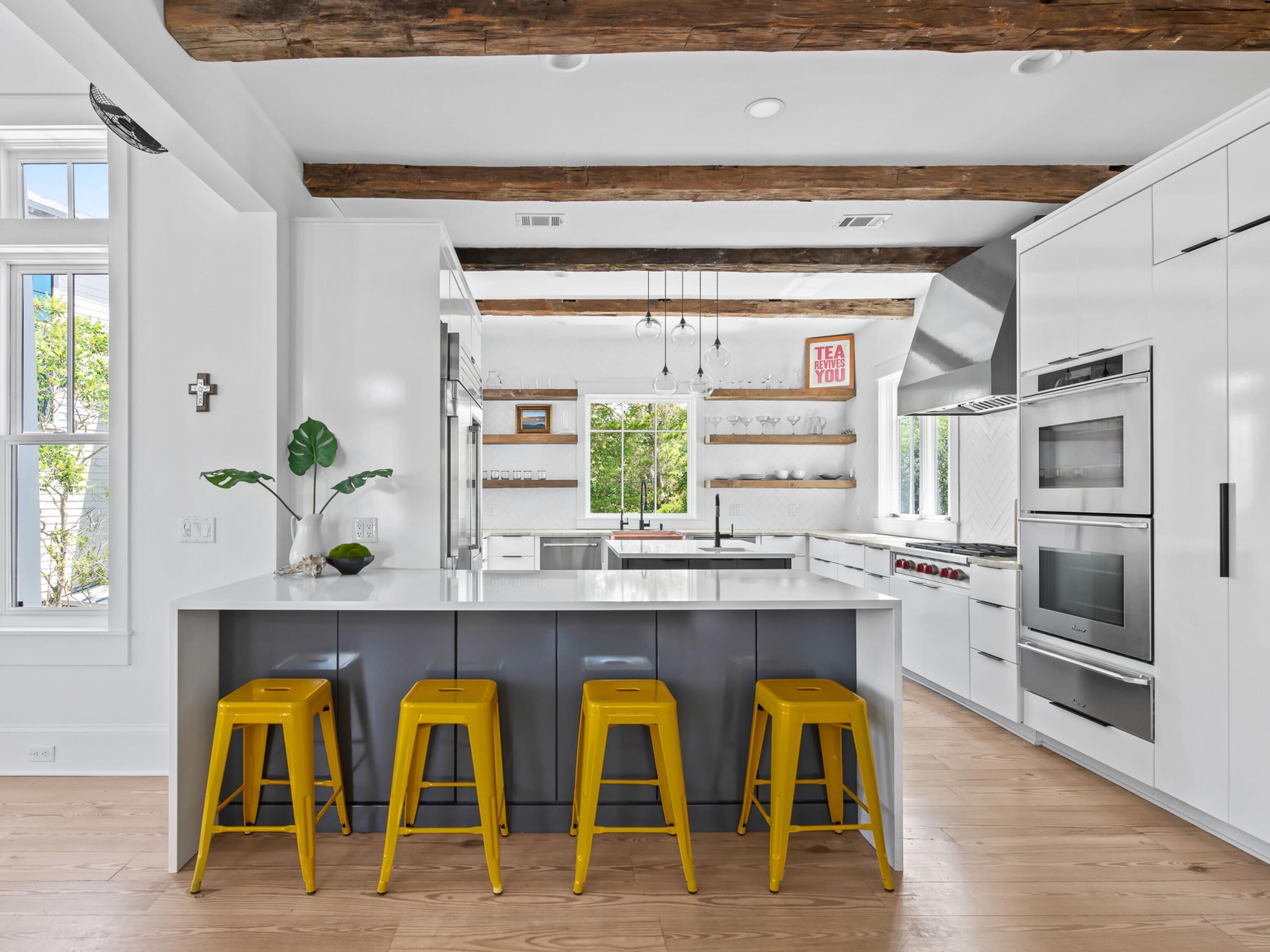 RETREAT THE - Residential