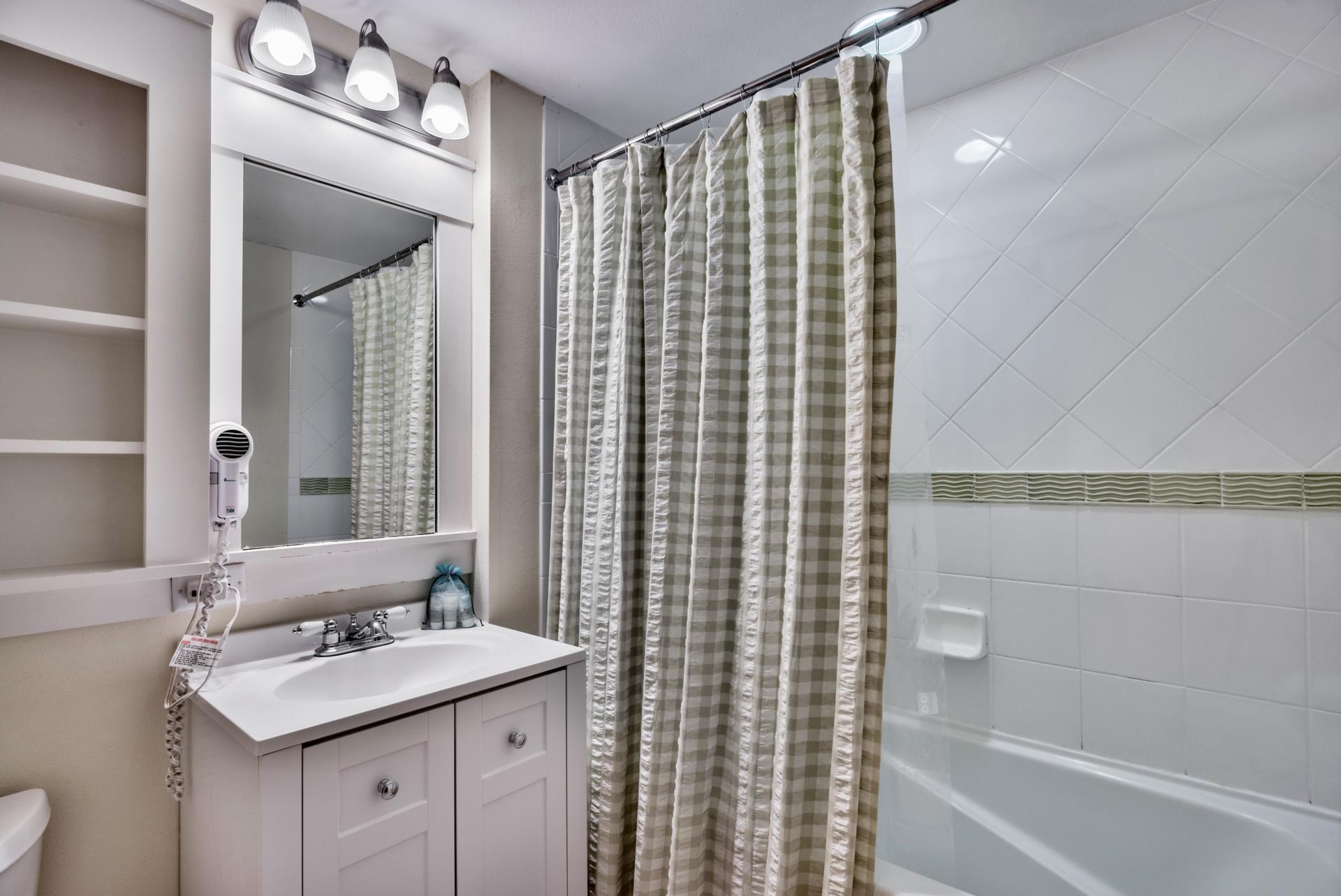 PILOT HOUSE - Residential