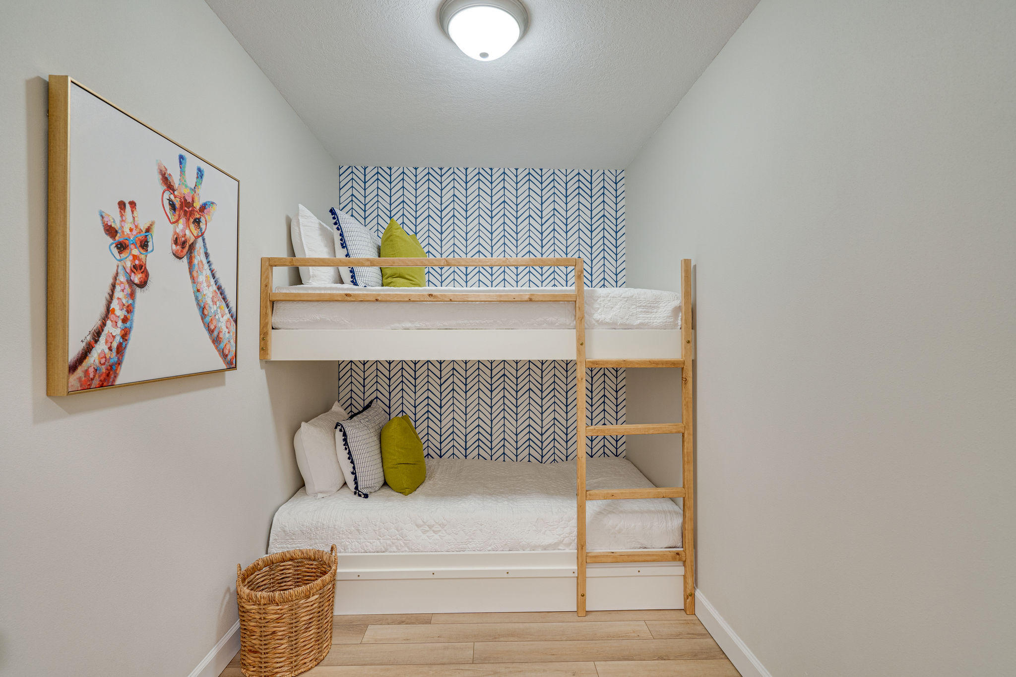 BAYOU VILLAGE CONDO PH 2 - Residential