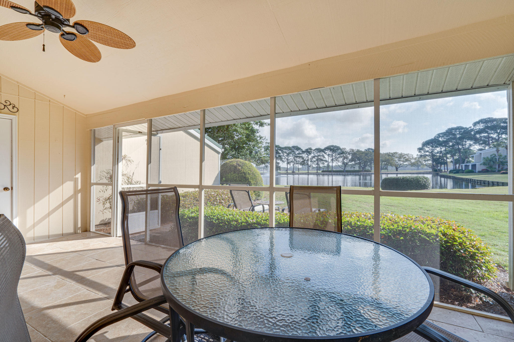 BAYOU VILLAGE CONDO PH 2 - Residential