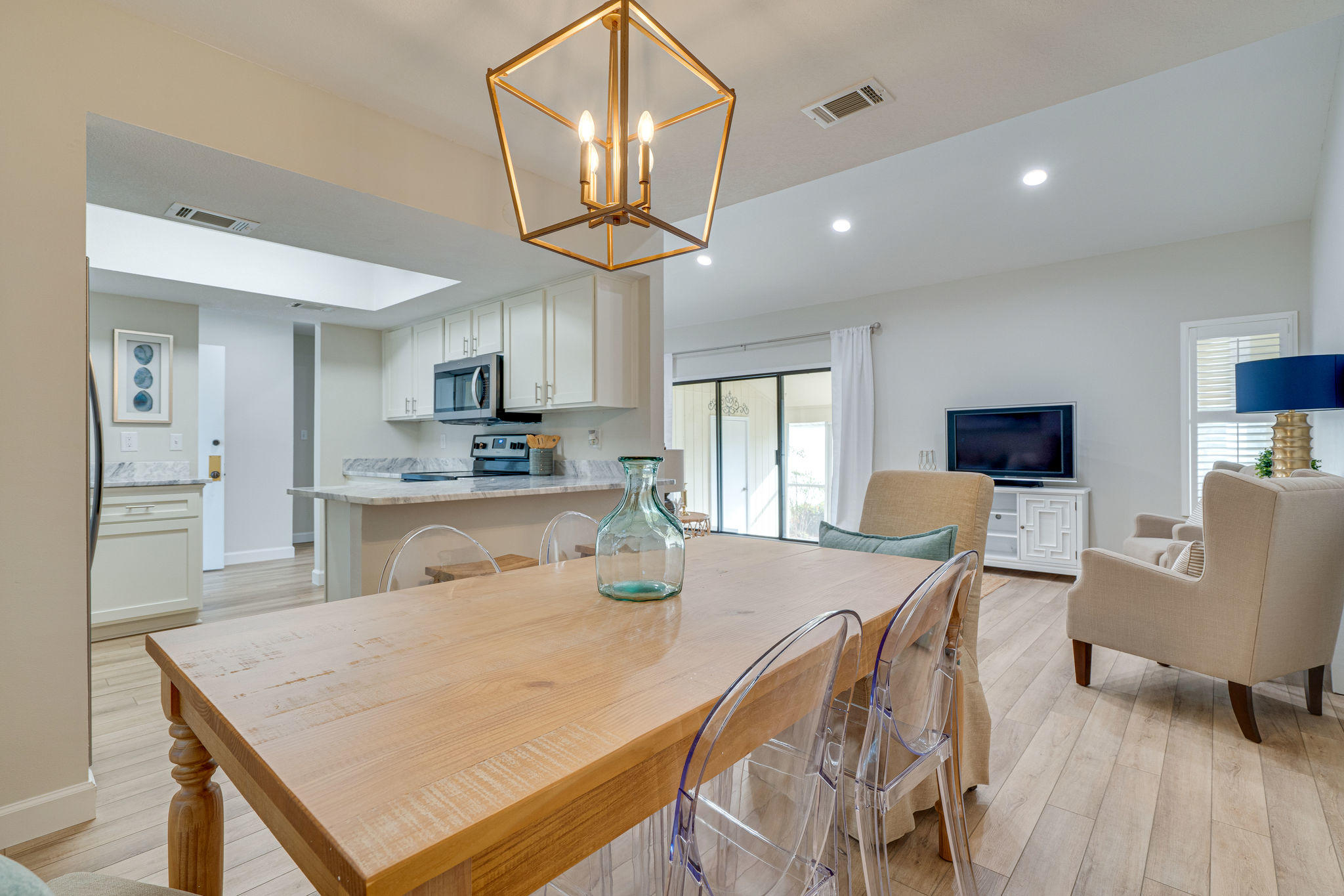 BAYOU VILLAGE CONDO PH 2 - Residential