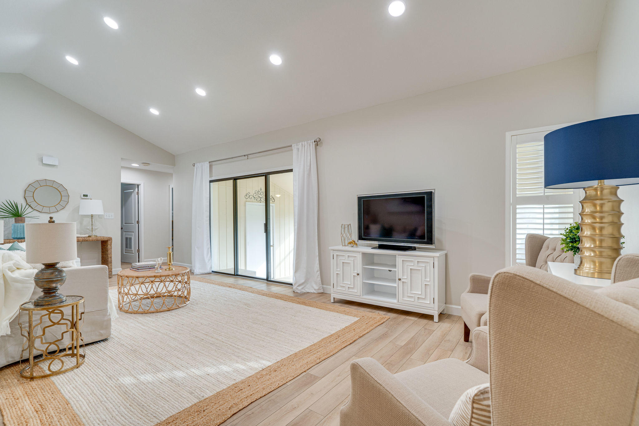 BAYOU VILLAGE CONDO PH 2 - Residential