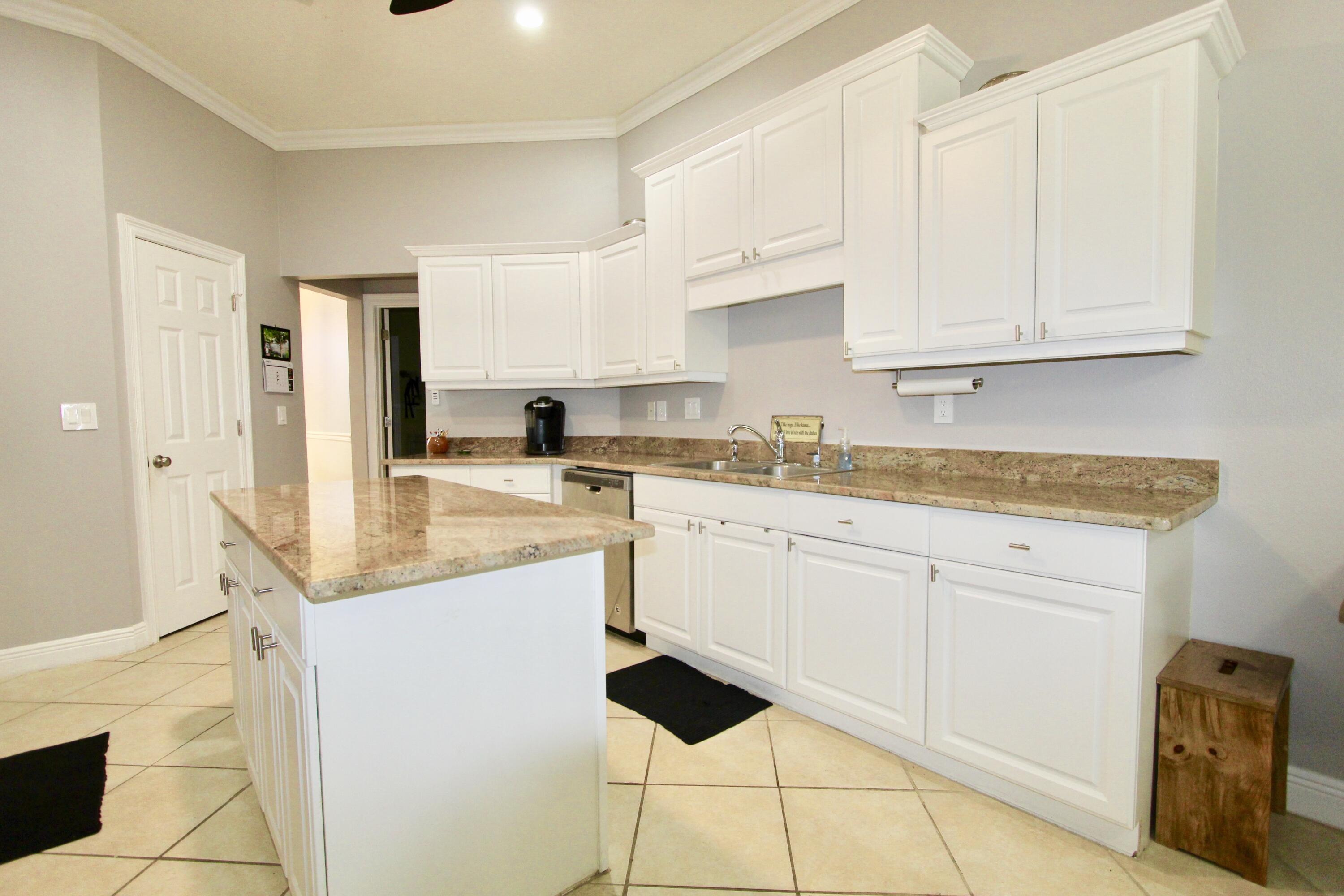 WESTVIEW ESTATES PH 1 - Residential