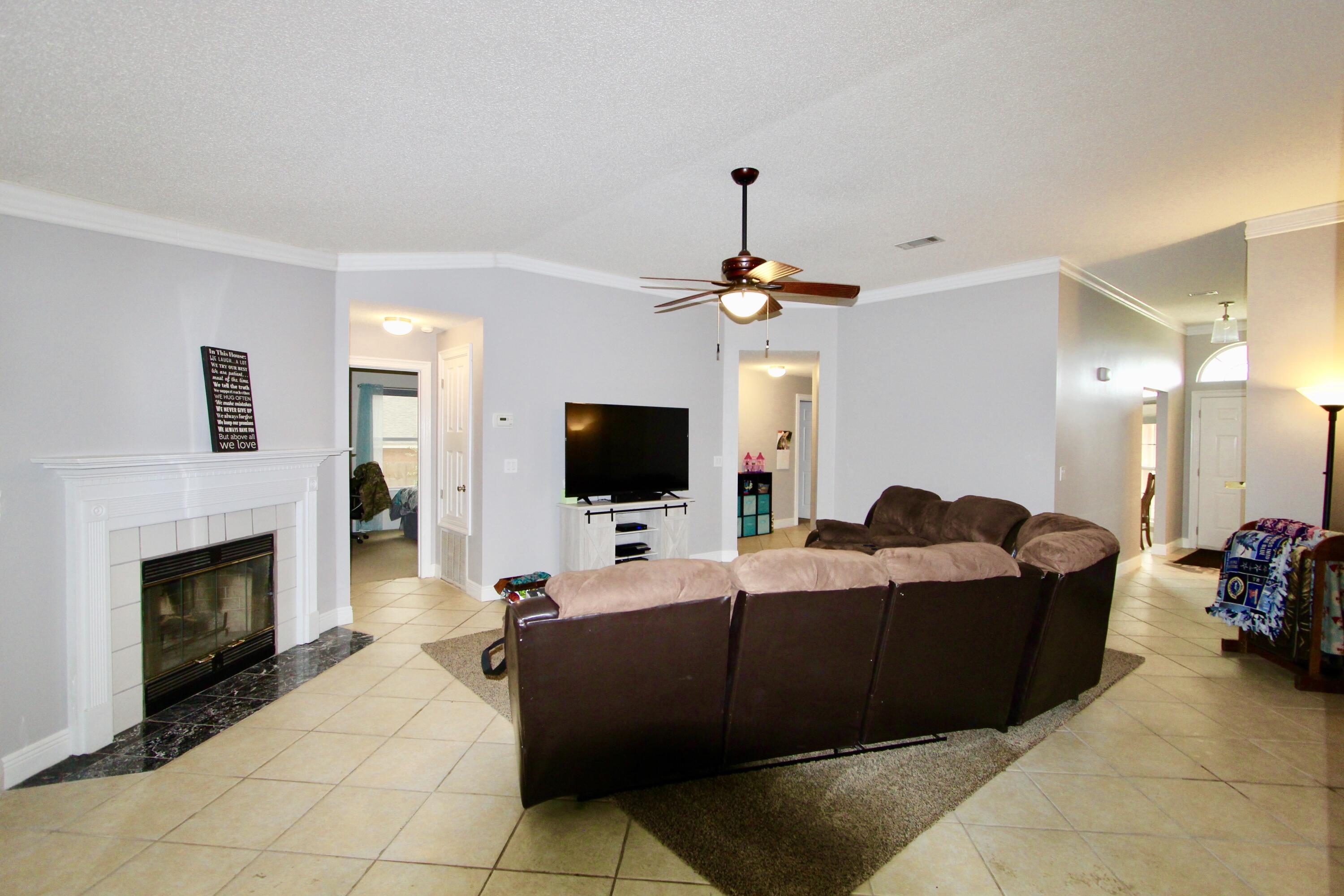 WESTVIEW ESTATES PH 1 - Residential