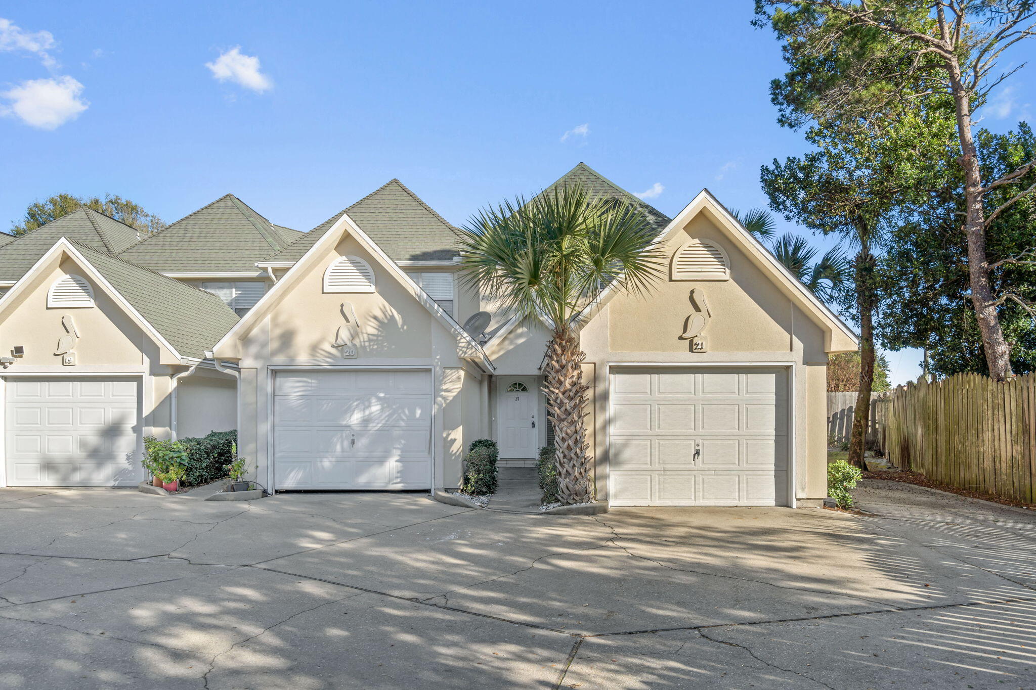 Located in the heart of Destin, this condo offers 2 bedrooms and 2.5 baths! Within walking distance to local restaurants, the Destin Harbor and Destin entertainment. This home boasts an open concept kitchen, dining, and living room with a half bath down stairs. Both bedrooms are located upstairs, each with a private bathroom. Offers an attached one car garage, for parking or extra storage. Schedule your showing today!***All American Realty's Resident Benefit Package helps residents live better and with more peace of mind for only $60/month. With renter's insurance INCLUDED, Residents enjoy automatic air filter delivery, utility management services, move-in inventory reports, and much more! Tenants also have access to automatic monthly payments and 24/7 maintenance requests.