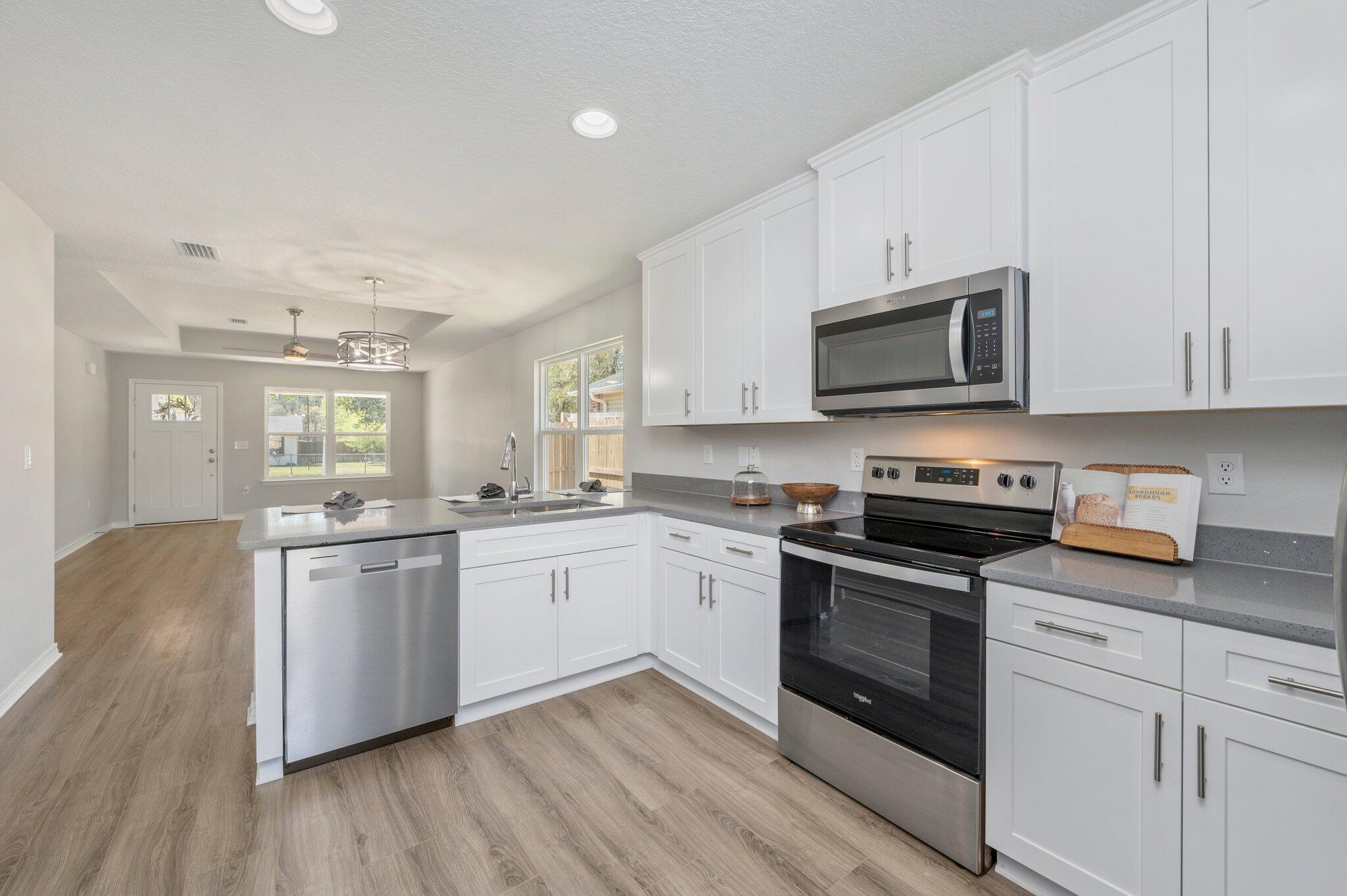 GARDEN CITY - Residential