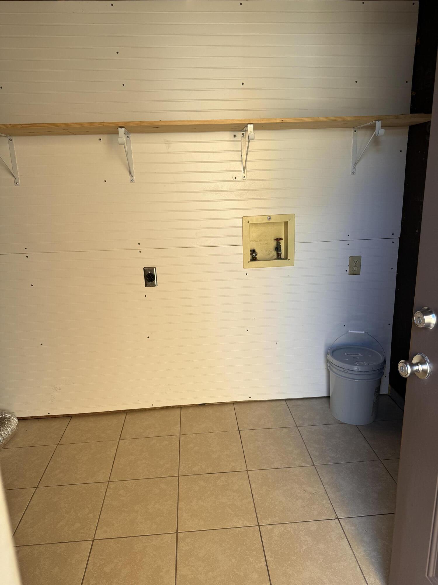 BROWNSVILLE STATION - Residential Lease