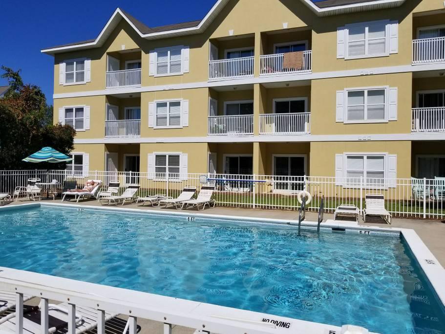 HERONS WATCH CONDO PH 2 - Residential