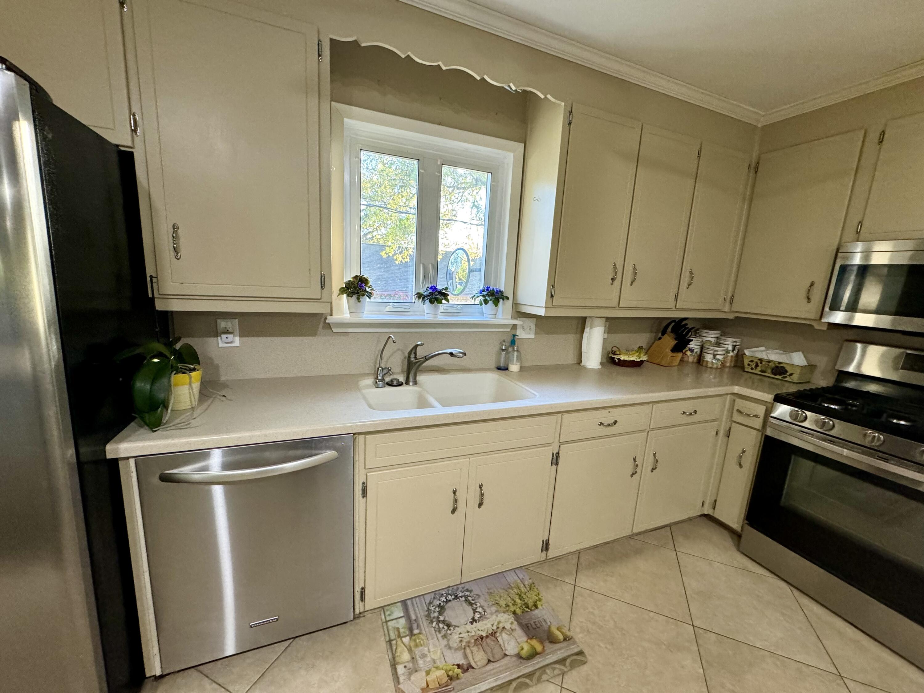 SCENIC HILLS COUNTRY CLUB - Residential