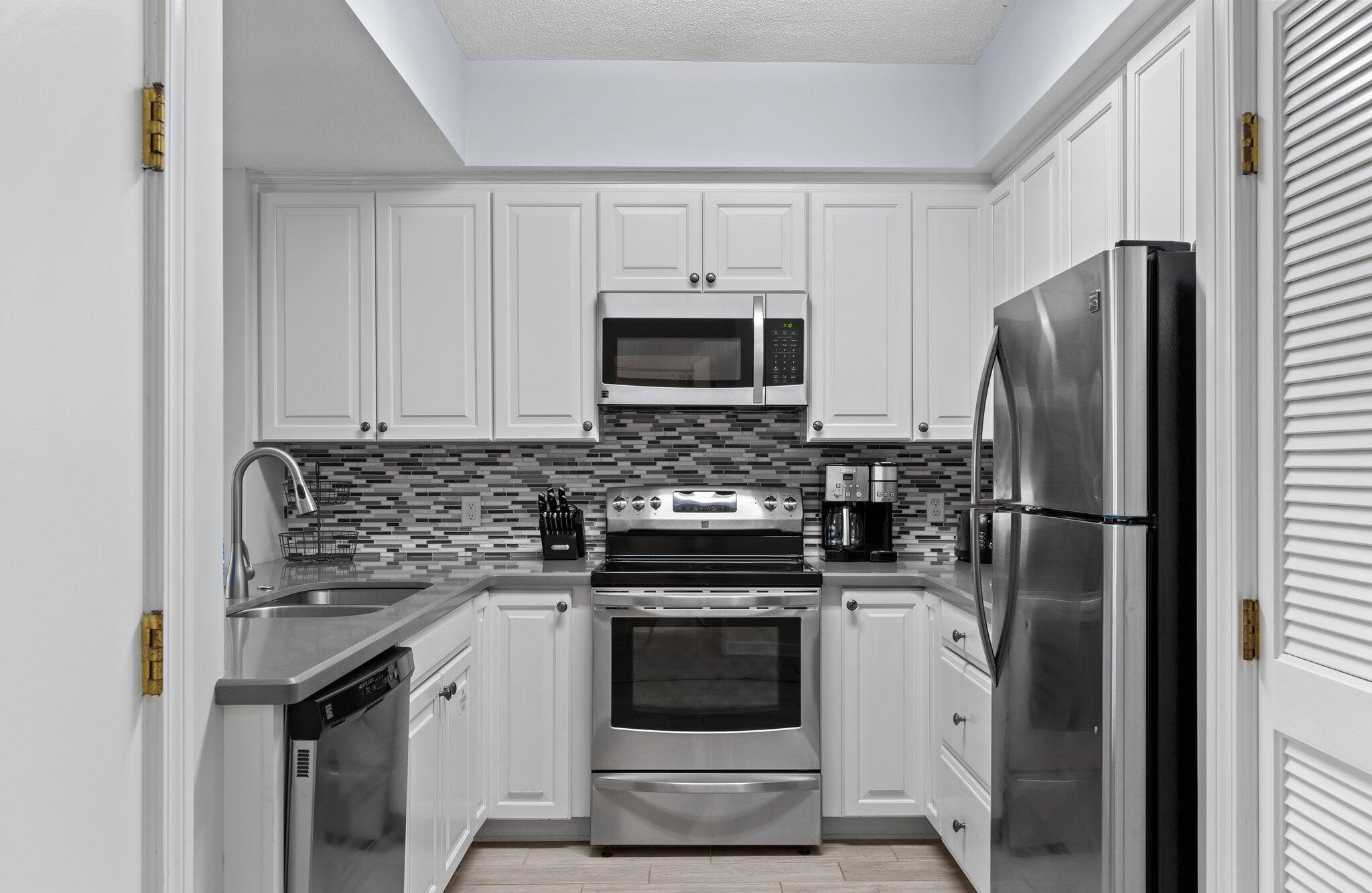 SUMMIT AT TOPS'L (THE) - Residential