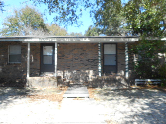 This property is to be placed in an upcoming event. All bids should be submitted at www.homesearch.com (void where prohibited). Submit any offers received pre-event (or post-event) to sales@homesearch.com. All pre-event or post-event offers will be reviewed and responded to within 3 business days. All properties are subject to a 5% buyer's premium pursuant to the Event Agreement and Terms & Conditions (minimums will apply). Please contact listing agent for details and commission paid on this property