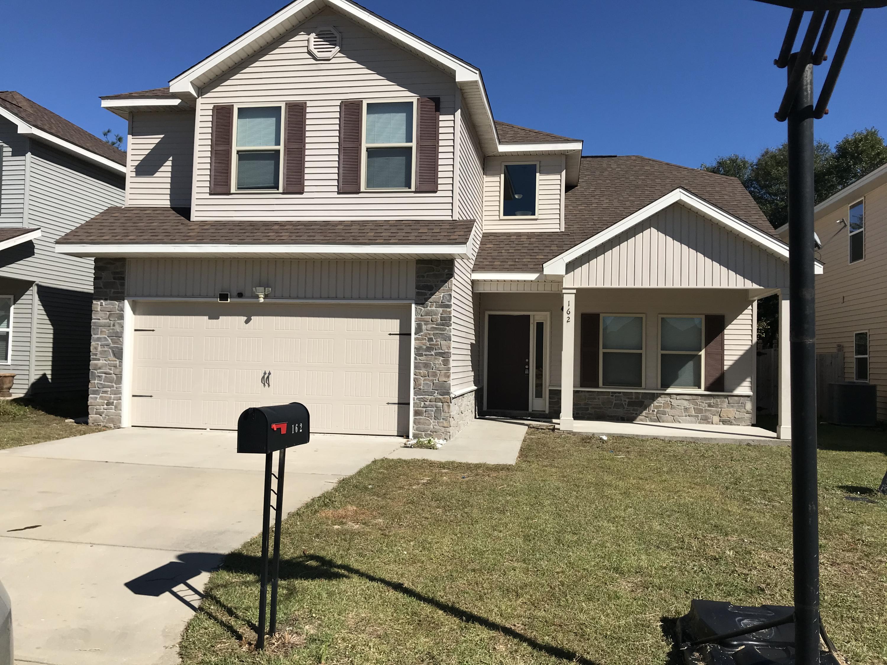 THE COTTAGES AT SANDY RIDGE - Residential Lease