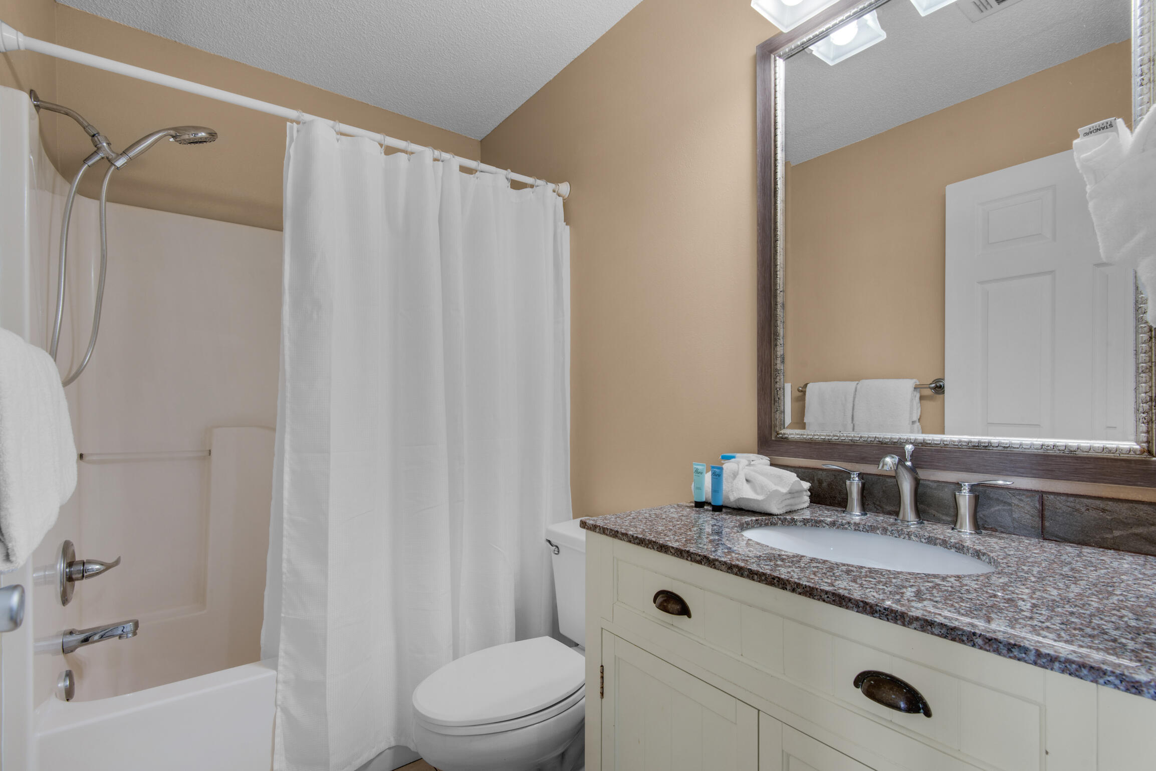 ST MARTIN BEACHWALK VILLAS - Residential