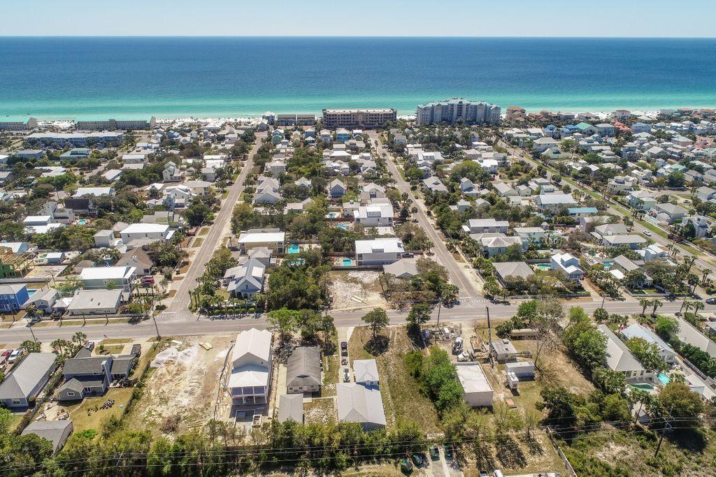 CRYSTAL BEACH - Residential