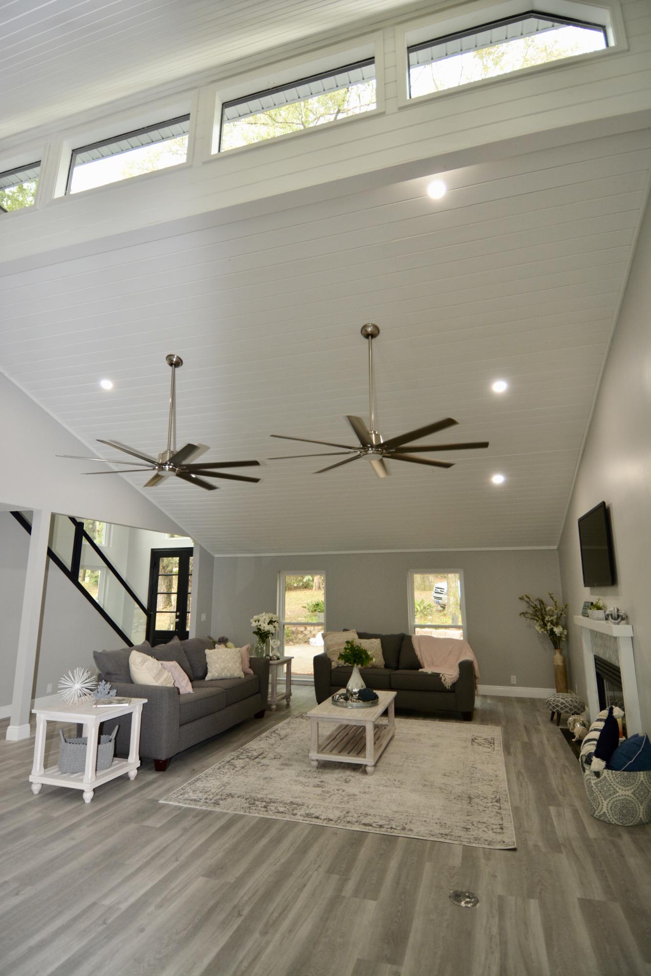 ROCKY BAYOU COUNTRY CLUB ESTATES 7 - Residential