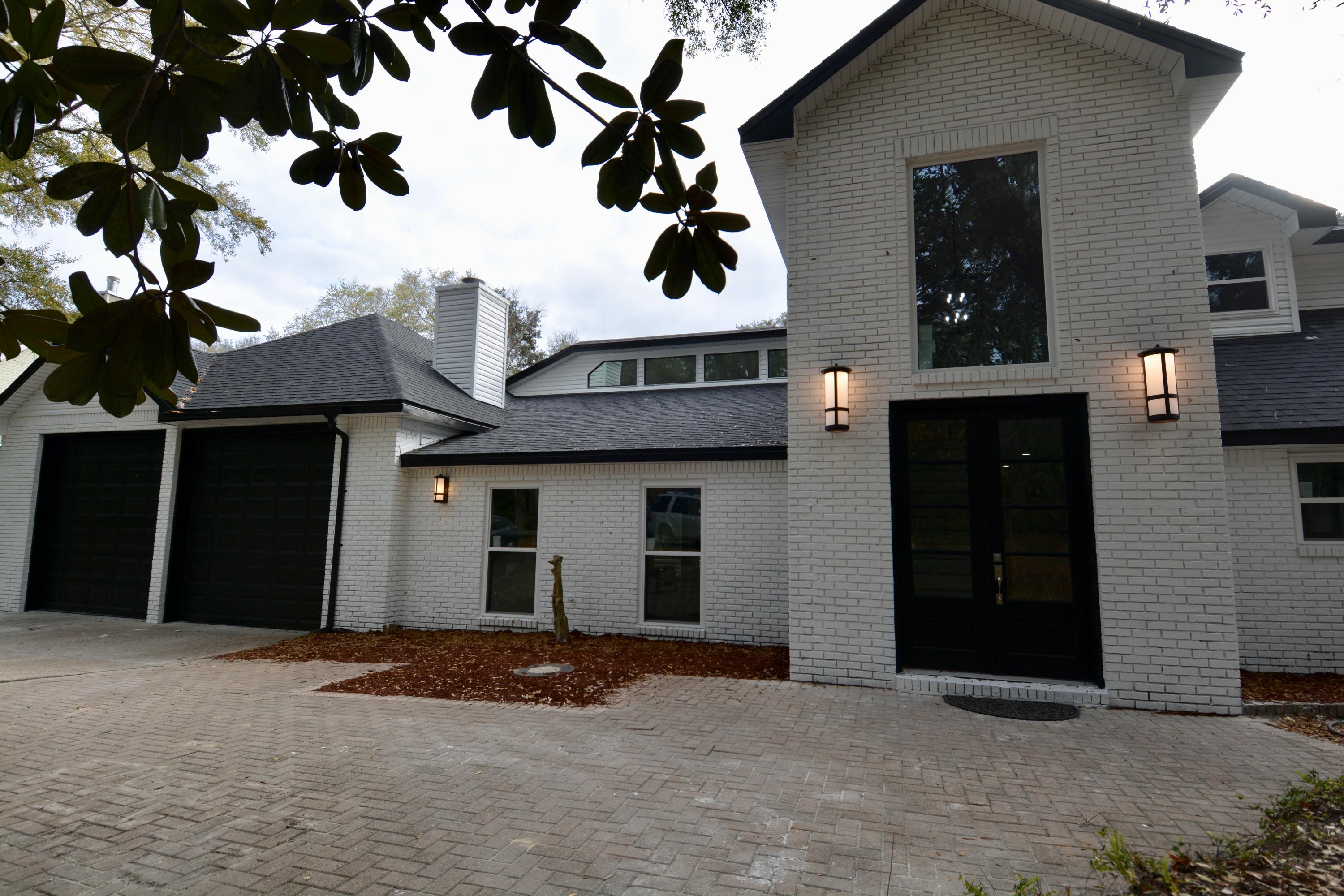 ROCKY BAYOU COUNTRY CLUB ESTATES 7 - Residential