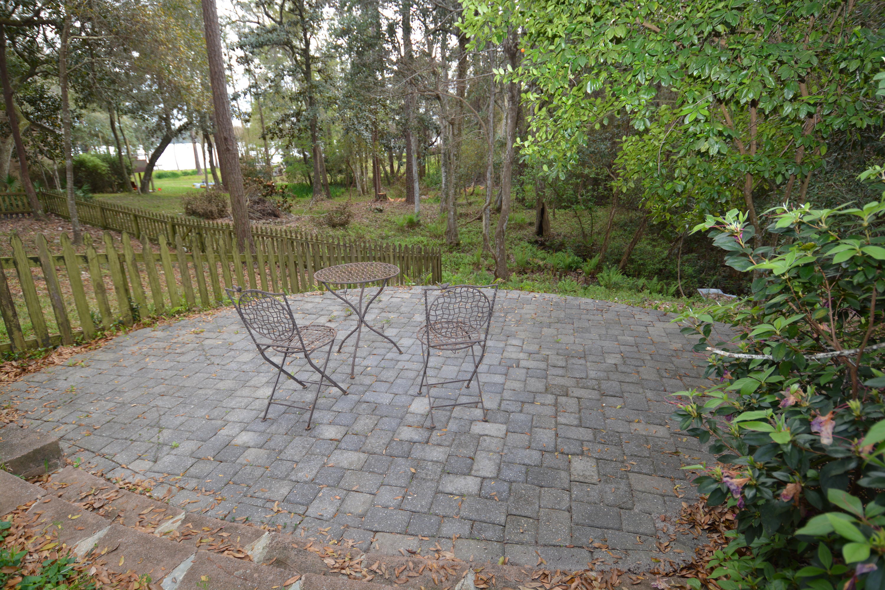 ROCKY BAYOU COUNTRY CLUB ESTATES 7 - Residential