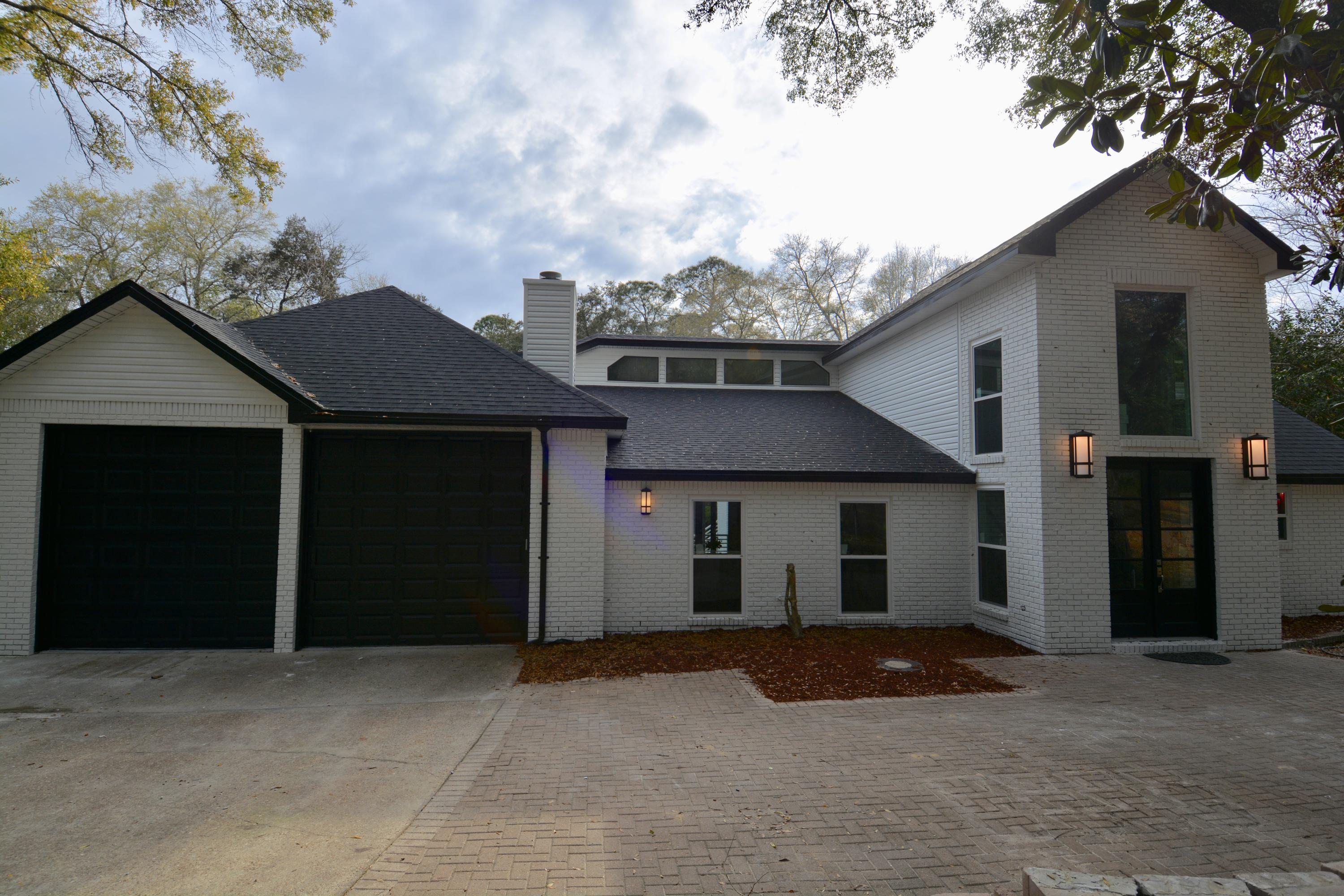 ROCKY BAYOU COUNTRY CLUB ESTATES 7 - Residential