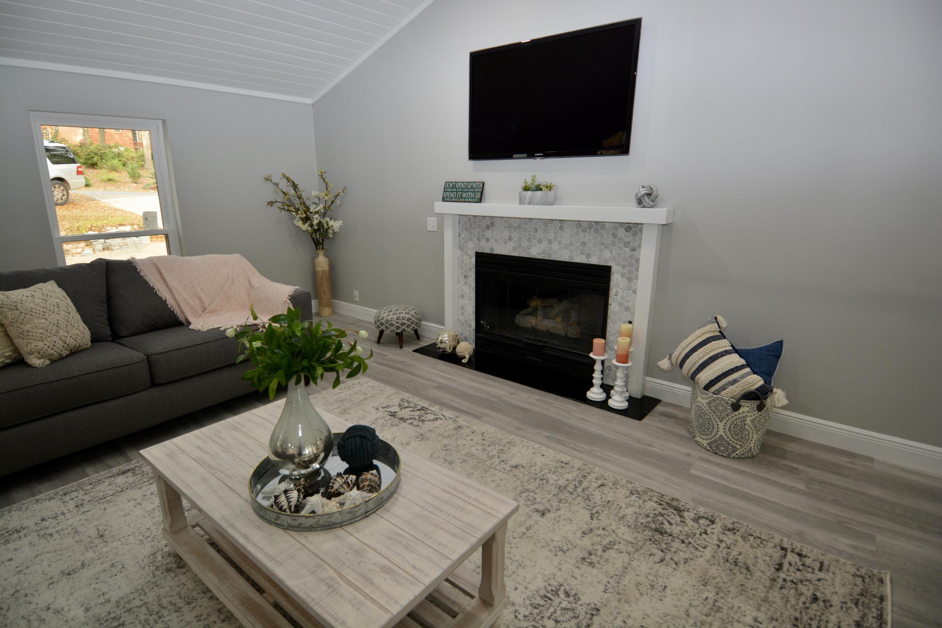 ROCKY BAYOU COUNTRY CLUB ESTATES 7 - Residential