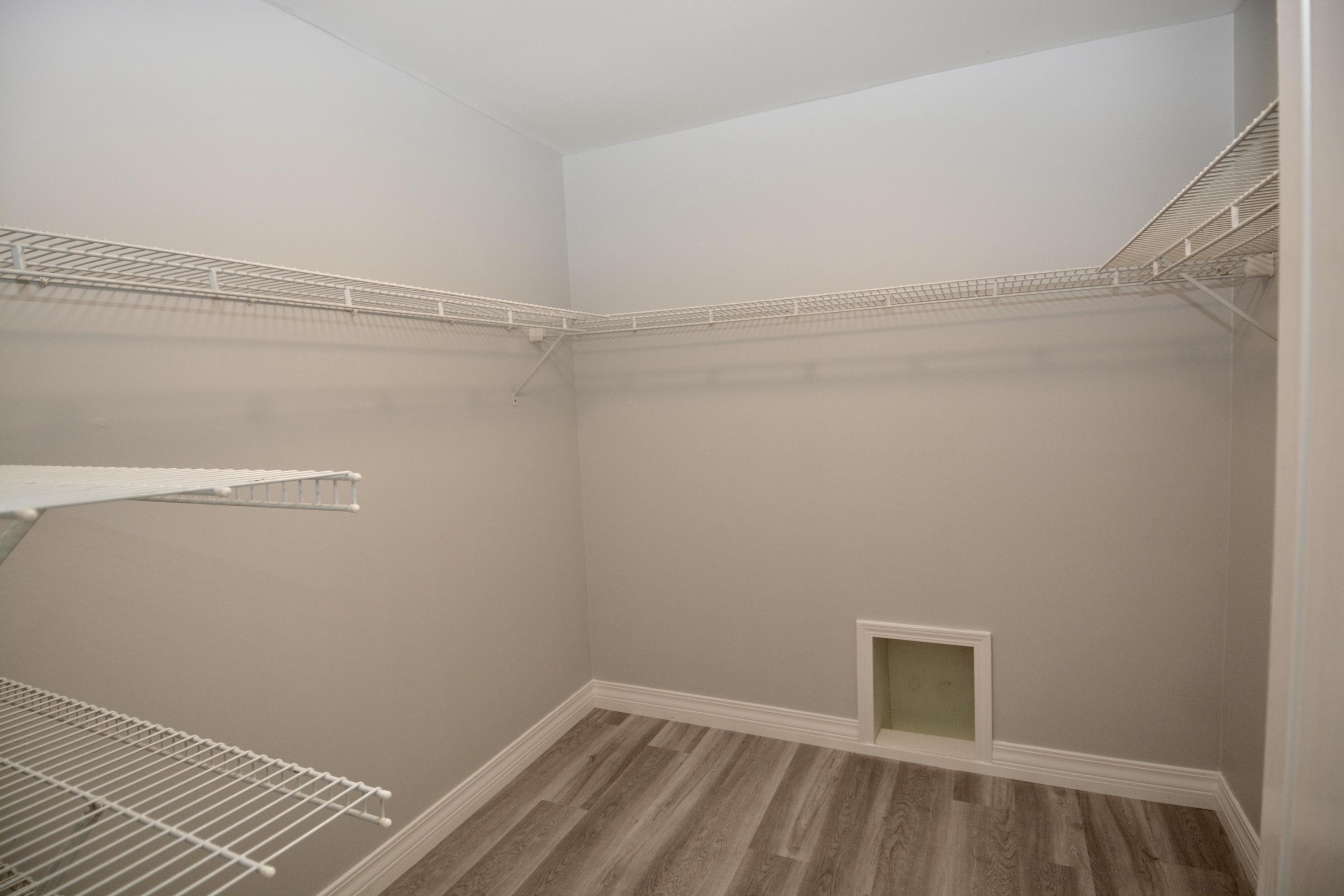 ROCKY BAYOU COUNTRY CLUB ESTATES 7 - Residential