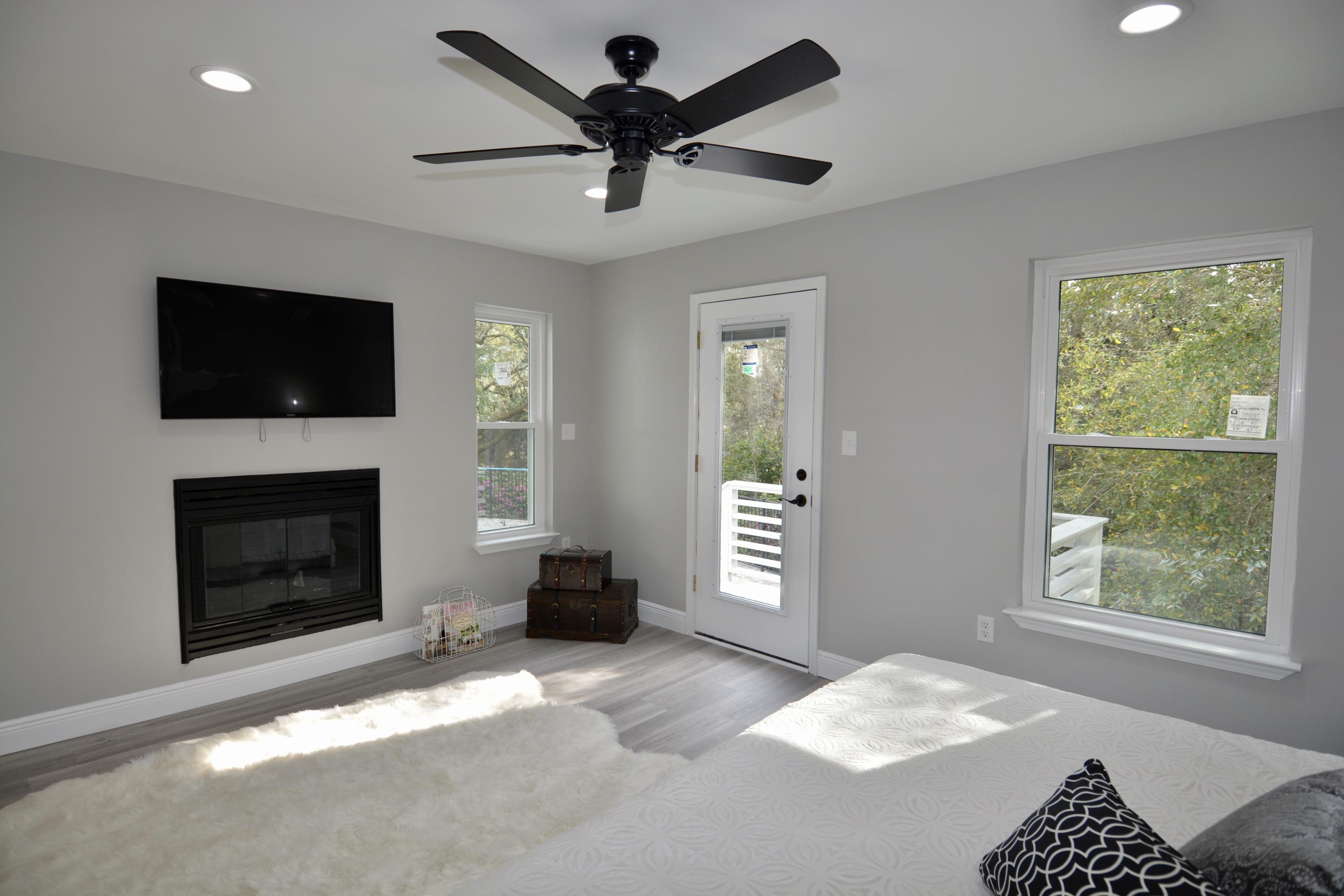 ROCKY BAYOU COUNTRY CLUB ESTATES 7 - Residential