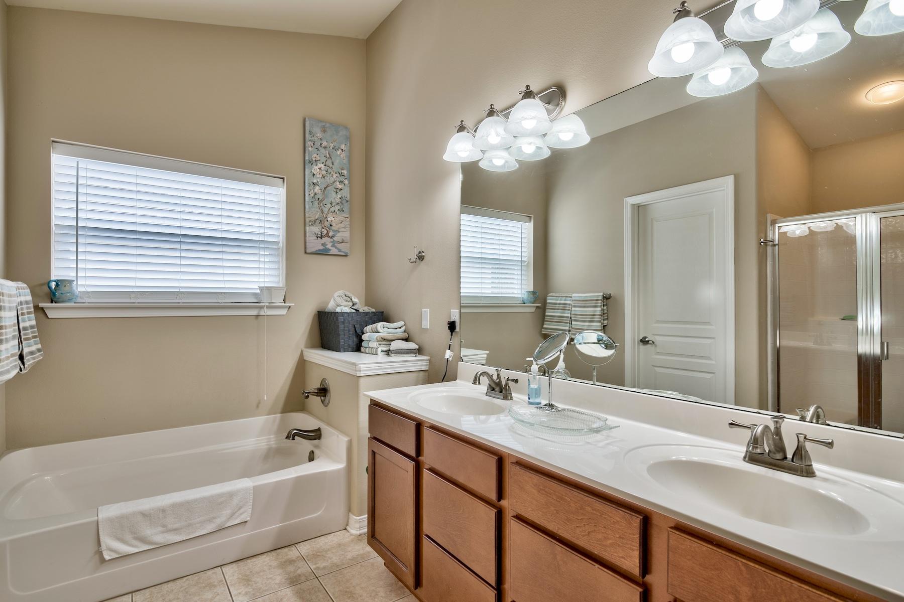 PLANTATION AT SANTA ROSA - Residential