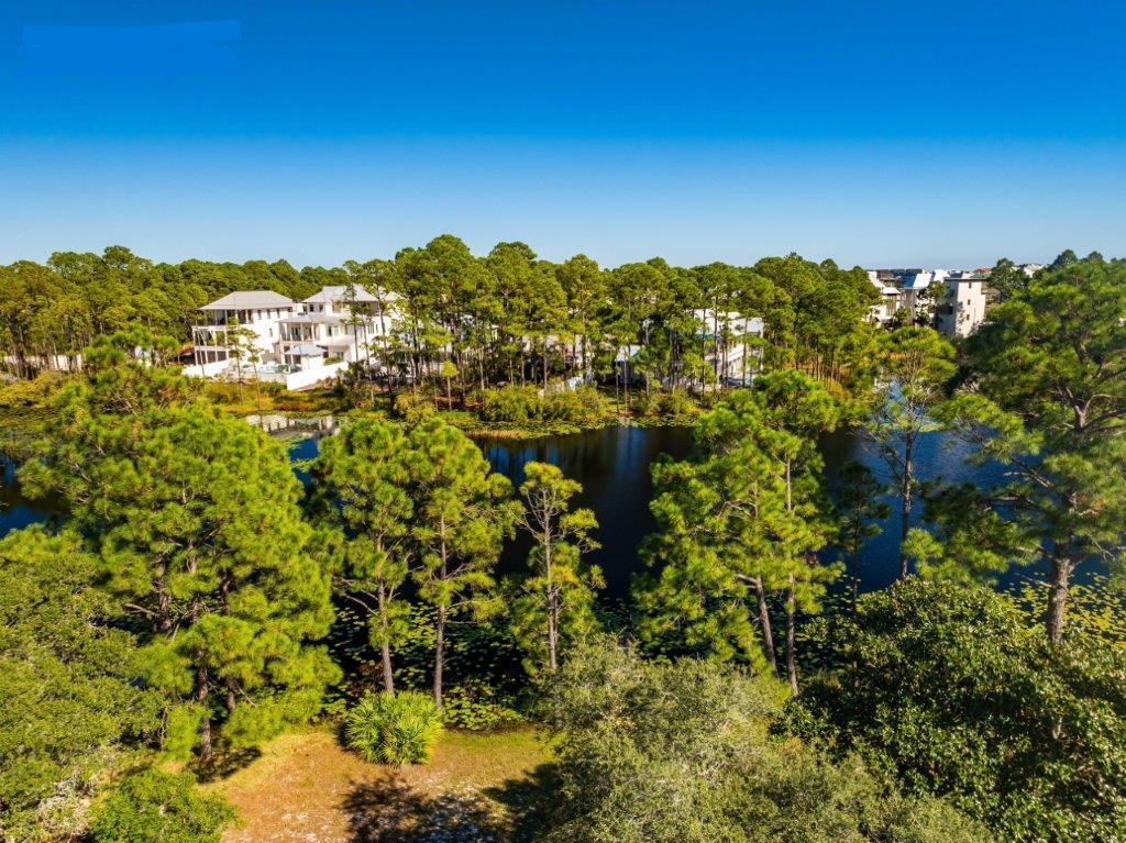 EASTERN LAKE ESTATES - Land