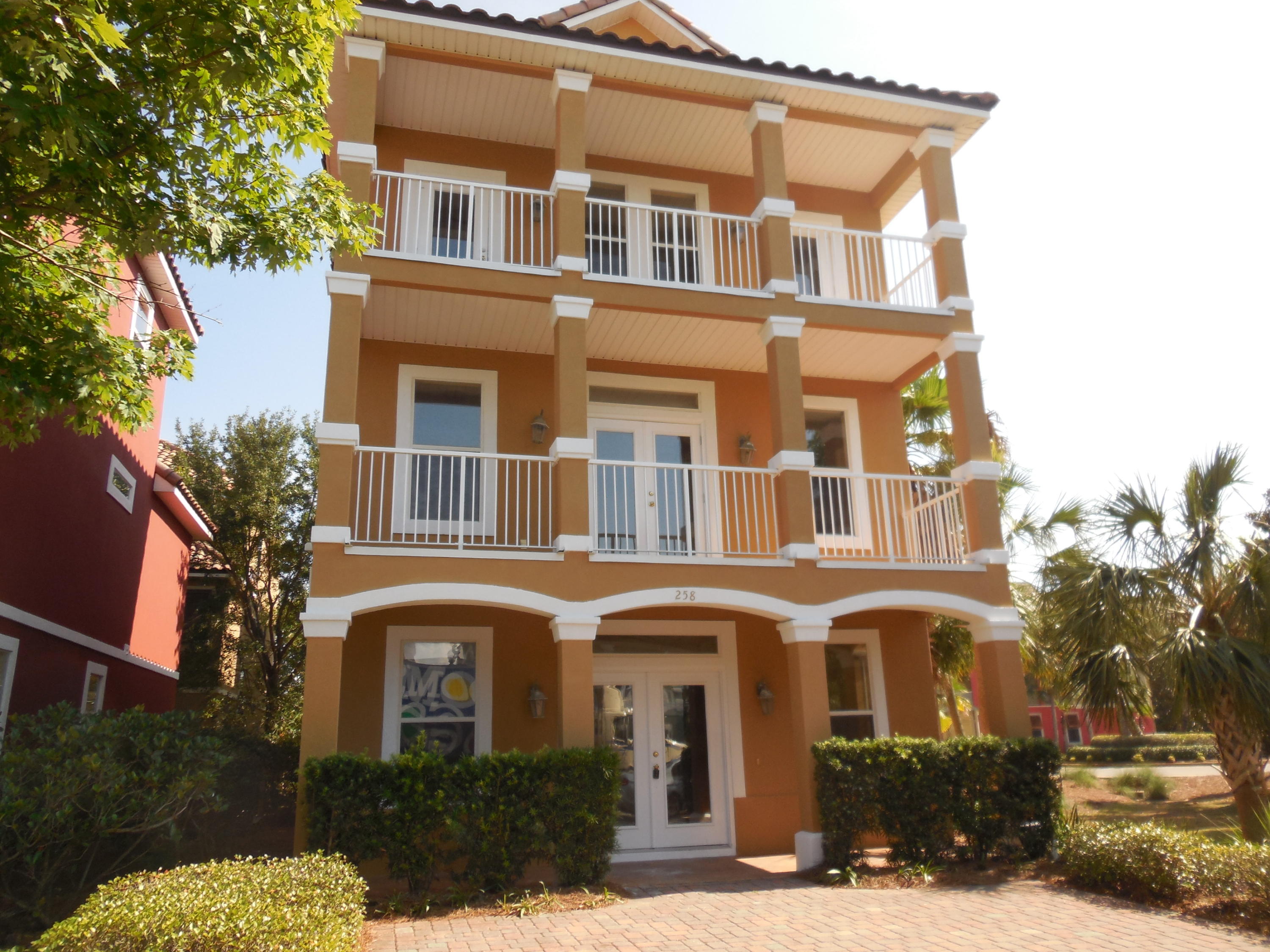 VILLAGES OF CRYSTAL BEACH - Residential