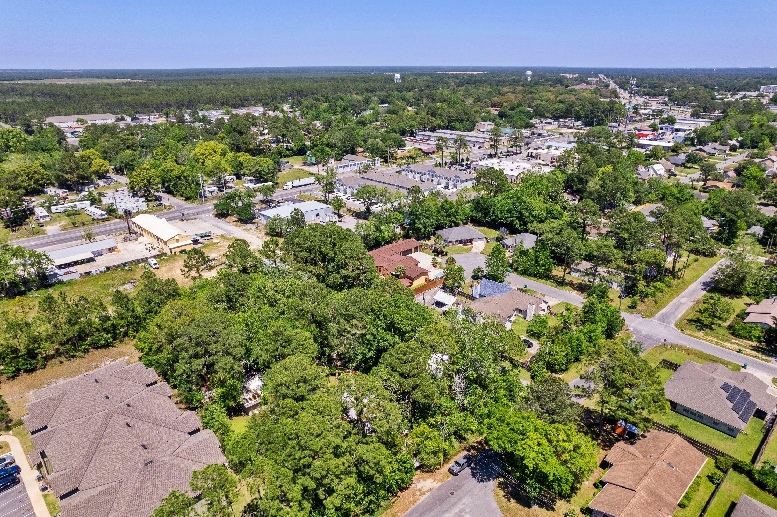 METES & BOUNDS - Land