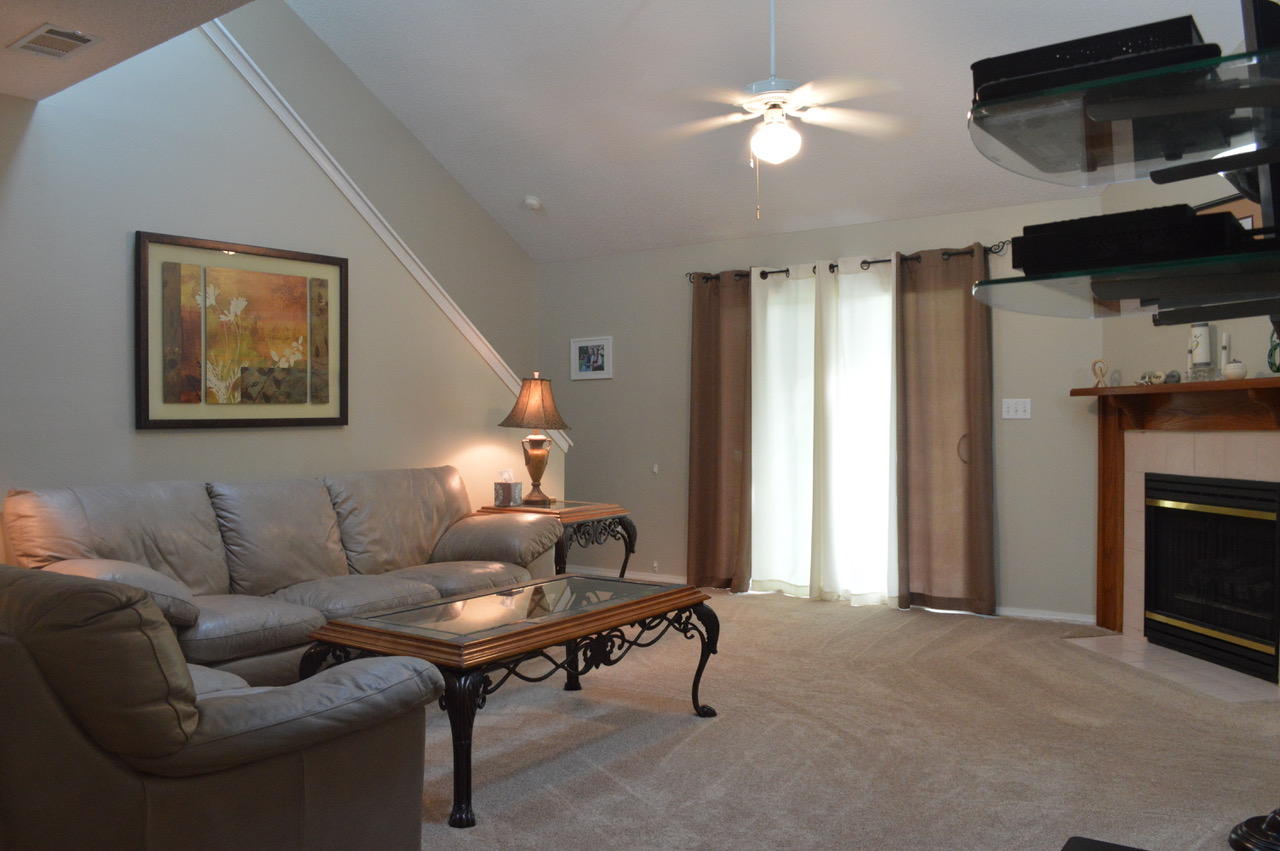 PARKWOOD SQUARE PH II S/D - Residential