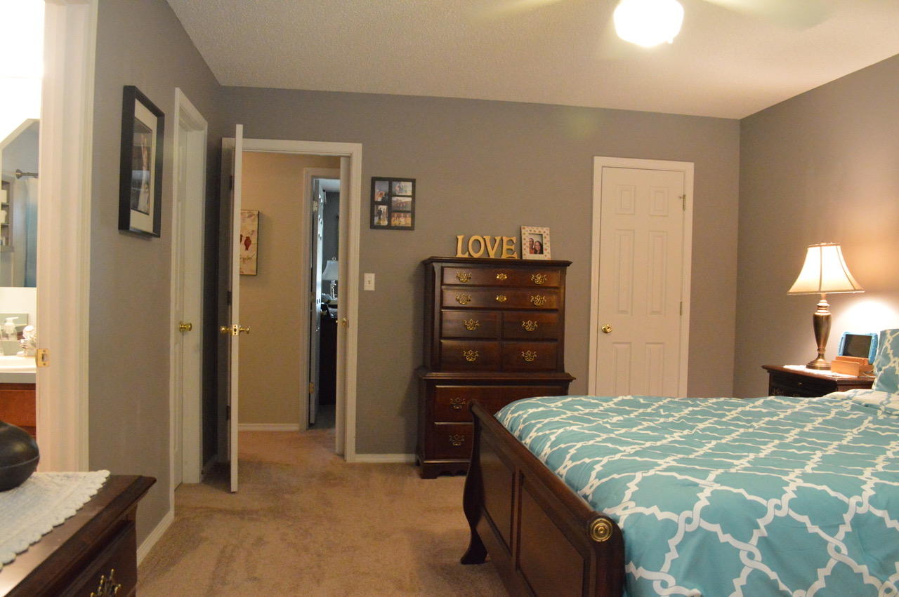 PARKWOOD SQUARE PH II S/D - Residential