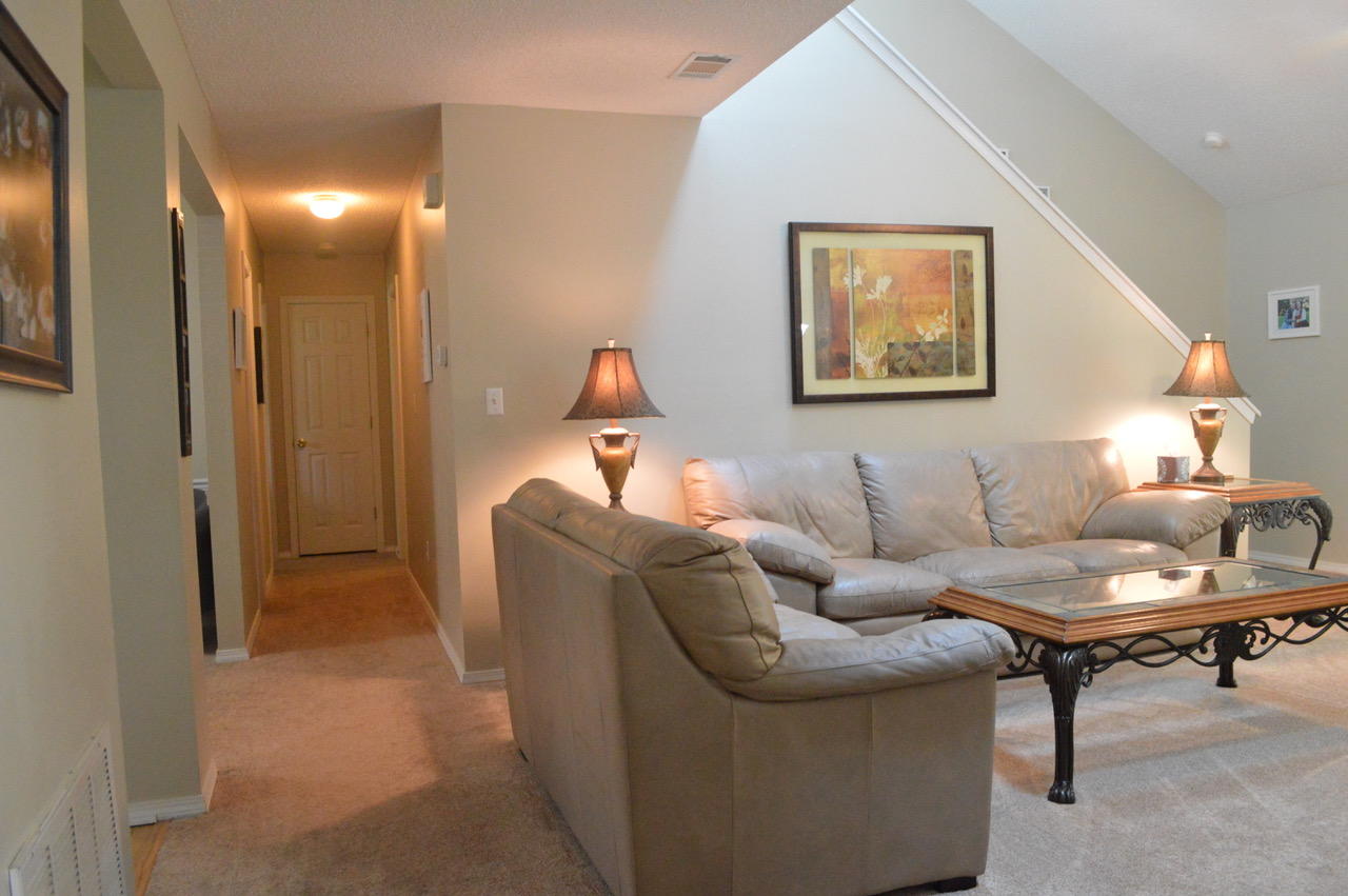 PARKWOOD SQUARE PH II S/D - Residential