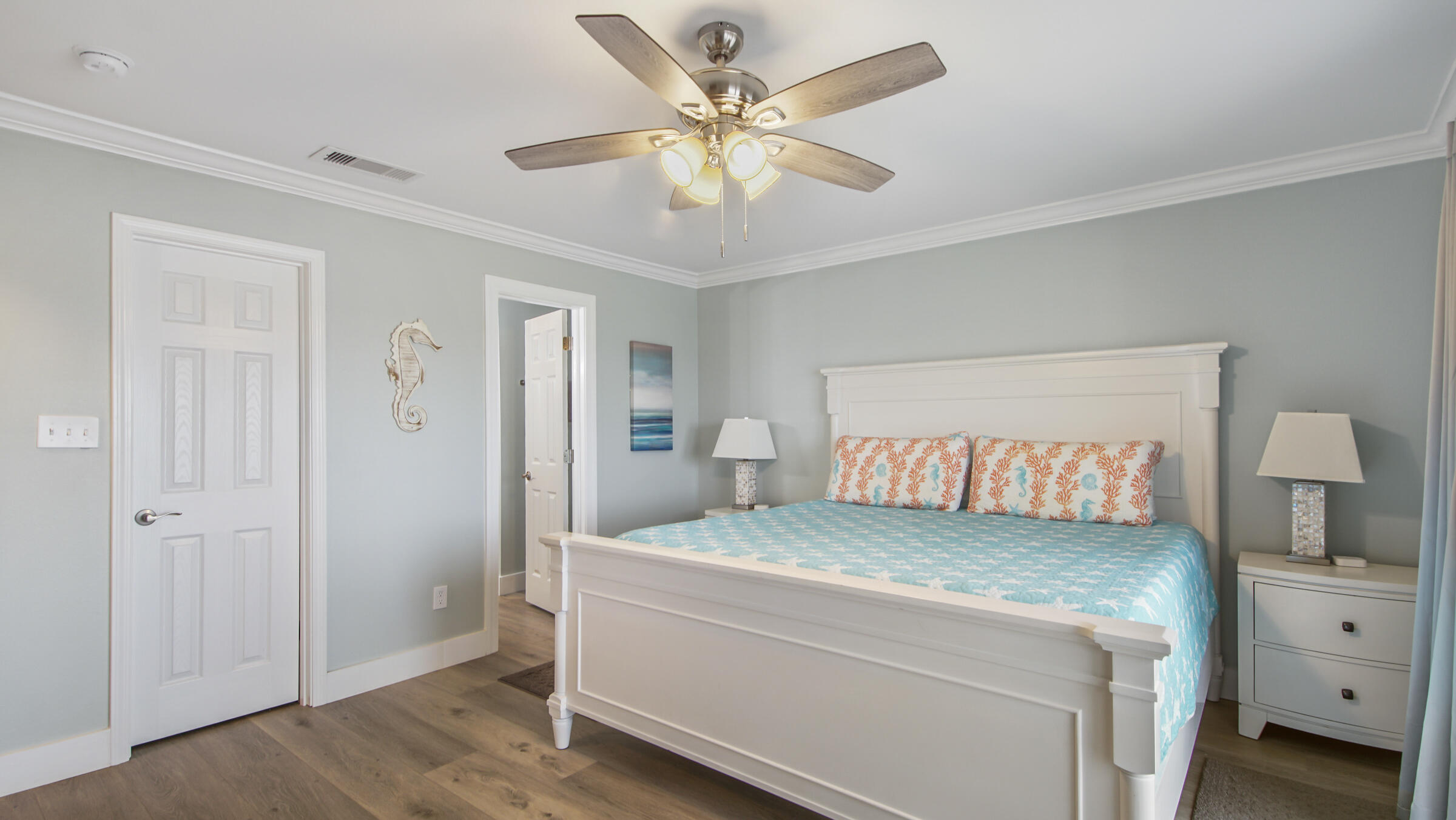 SEA CLIFFS T/H PH 1 - Residential
