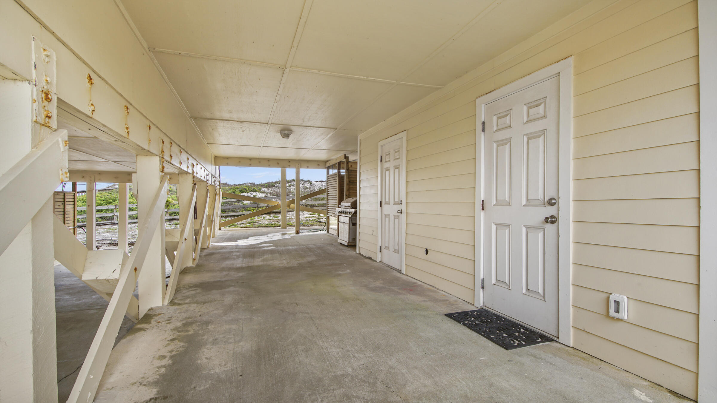 SEA CLIFFS T/H PH 1 - Residential