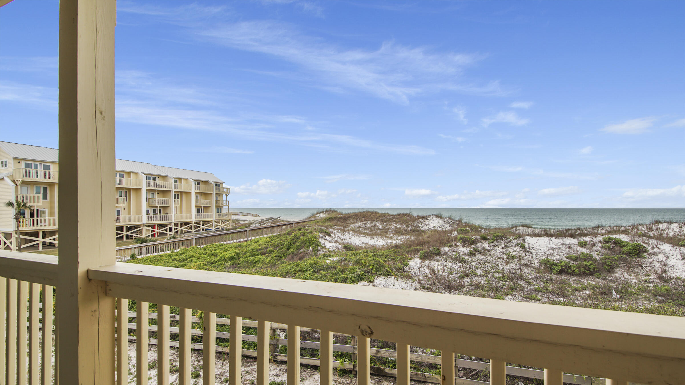 SEA CLIFFS T/H PH 1 - Residential