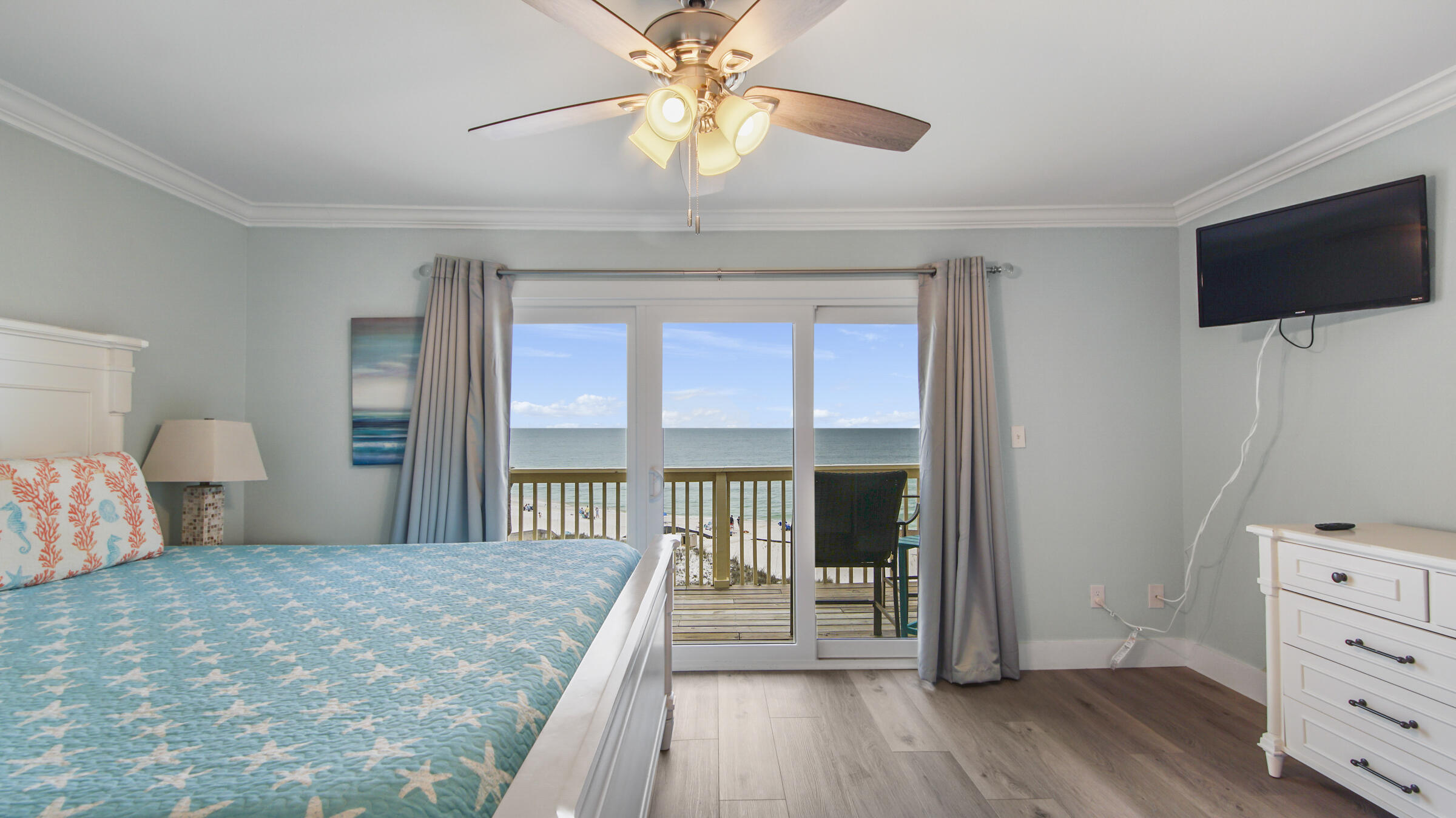 SEA CLIFFS T/H PH 1 - Residential