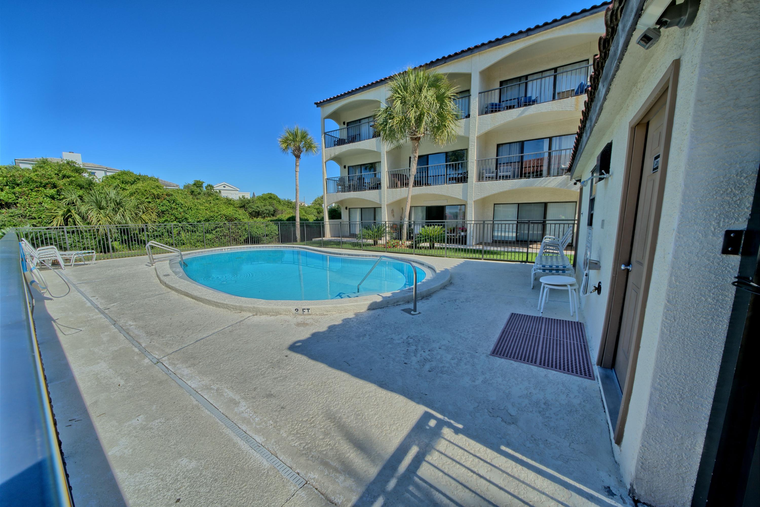 PALMS AT SEAGROVE CONDO UNIT D - Residential