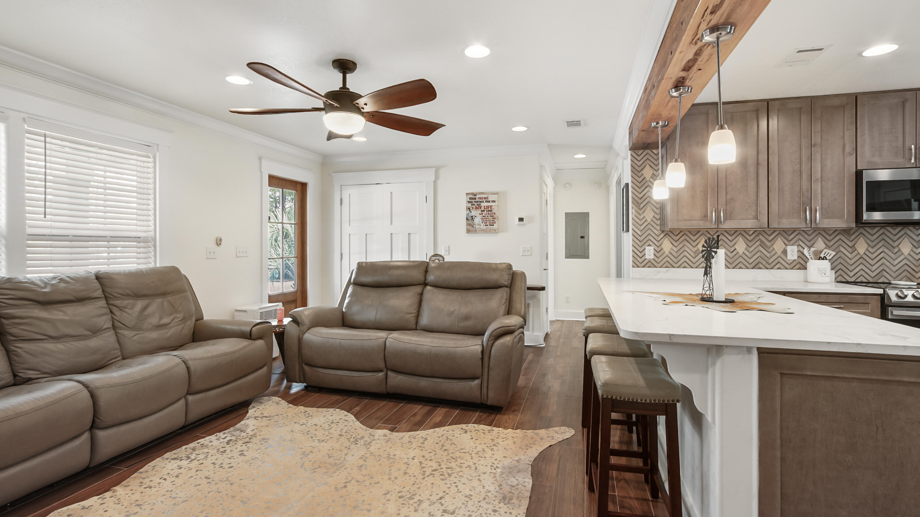 OAKWOOD HILLS - Residential