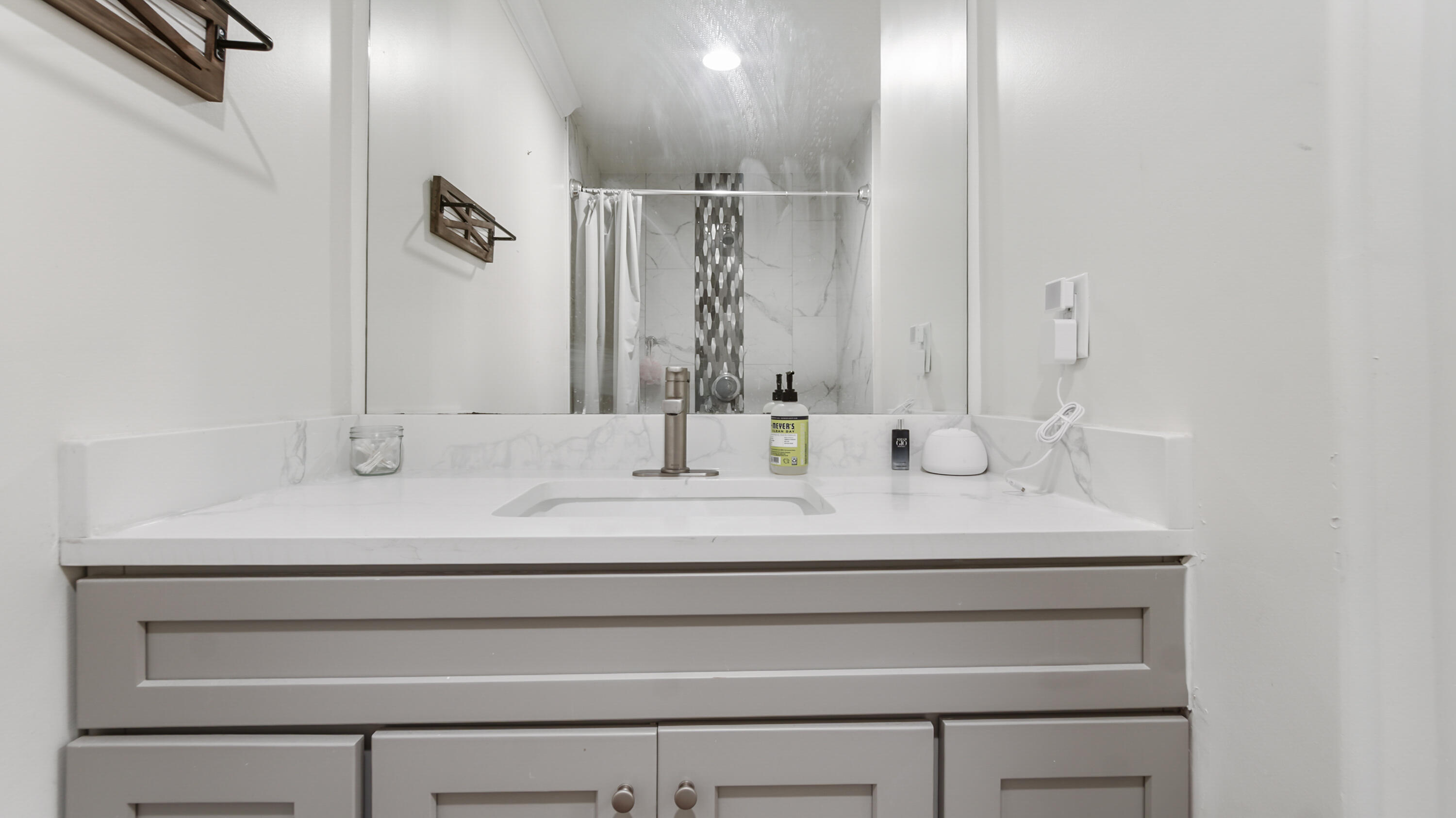 OAKWOOD HILLS - Residential