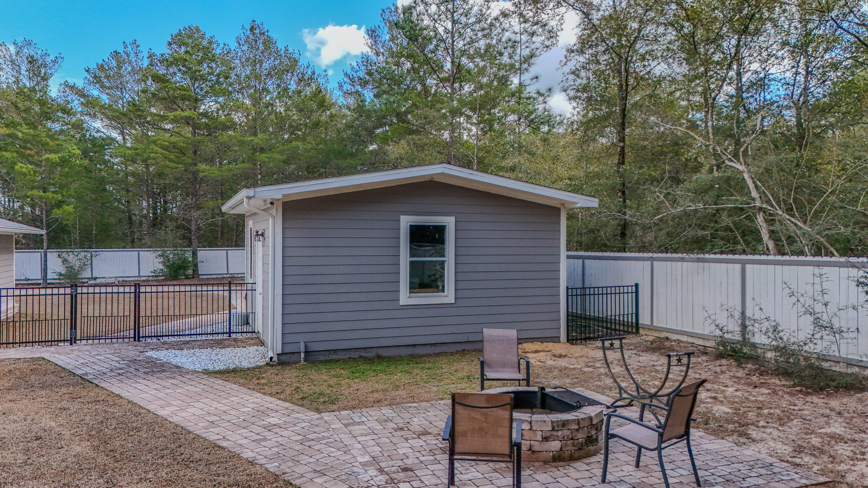 OAKWOOD HILLS - Residential