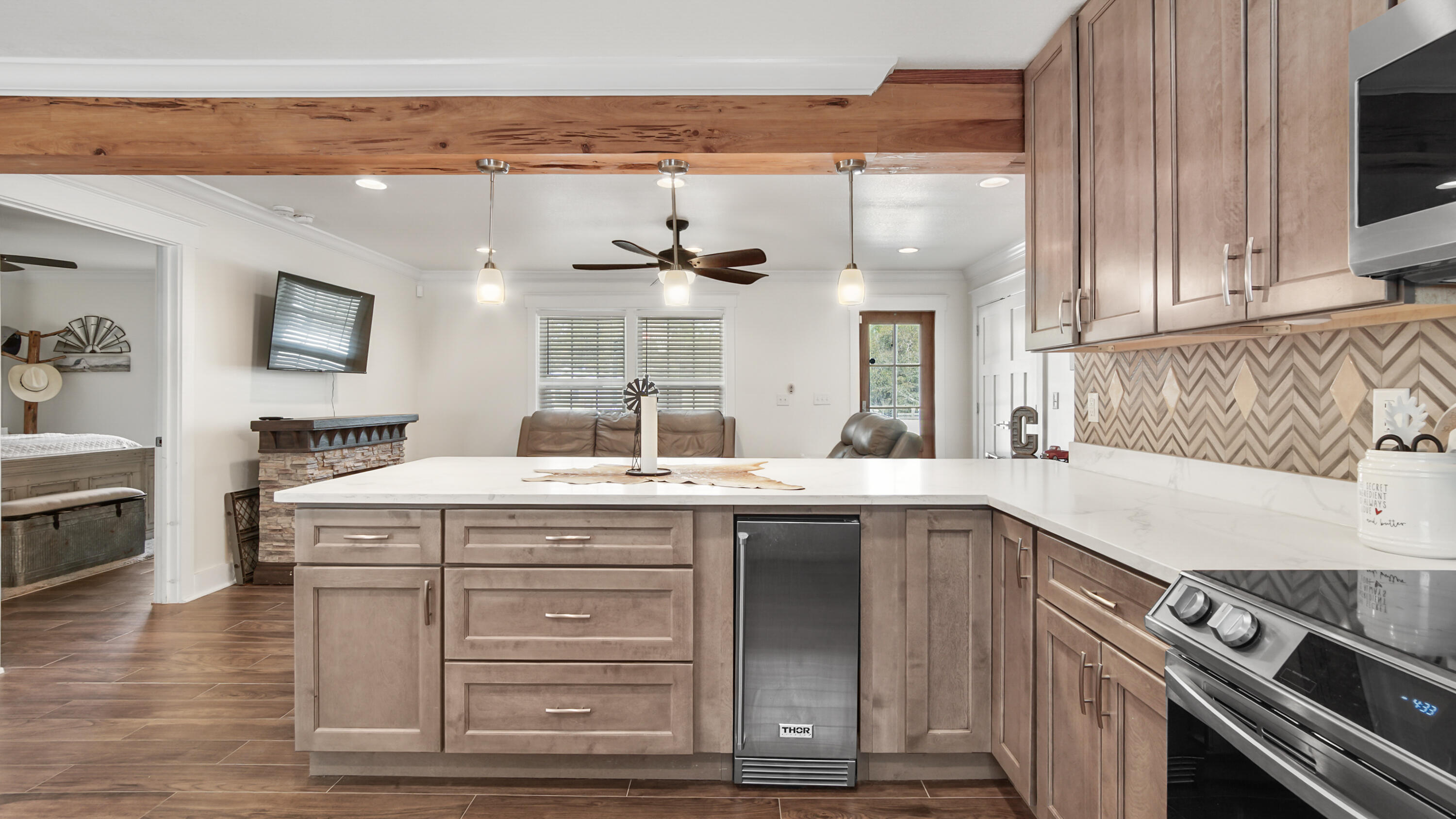 OAKWOOD HILLS - Residential