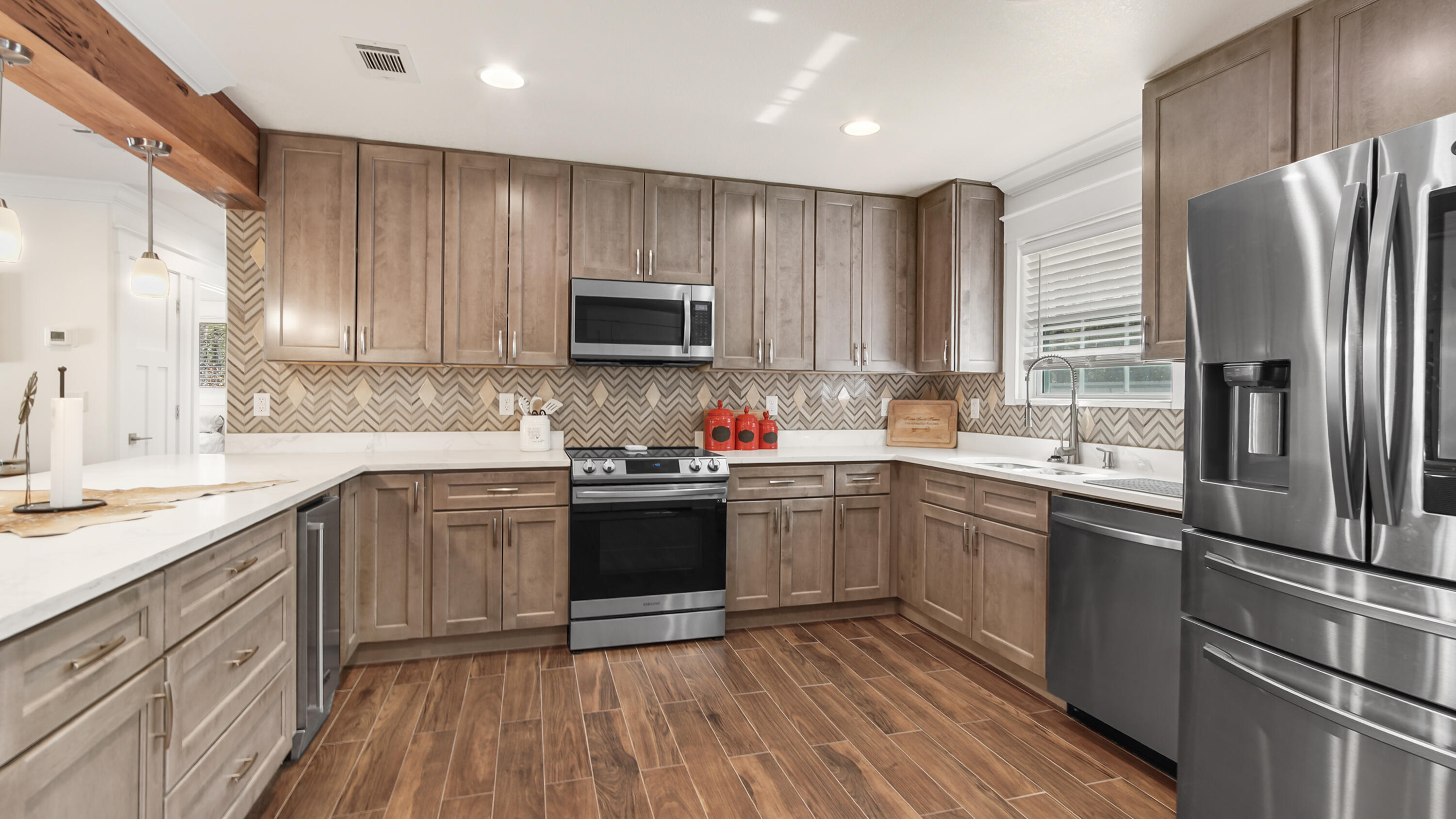 OAKWOOD HILLS - Residential