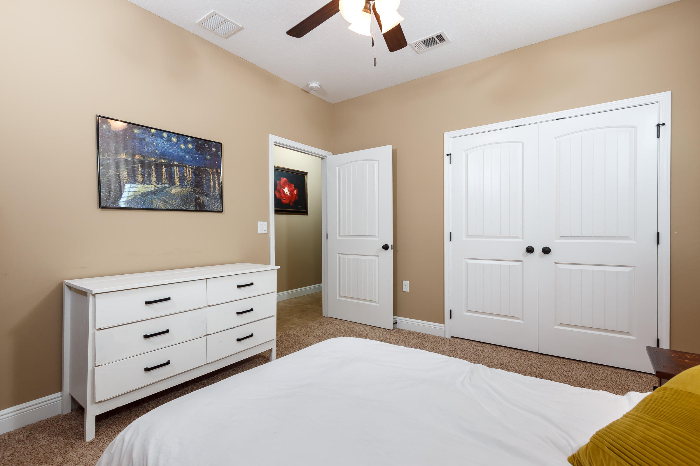 GARNIERS BEACH - Residential