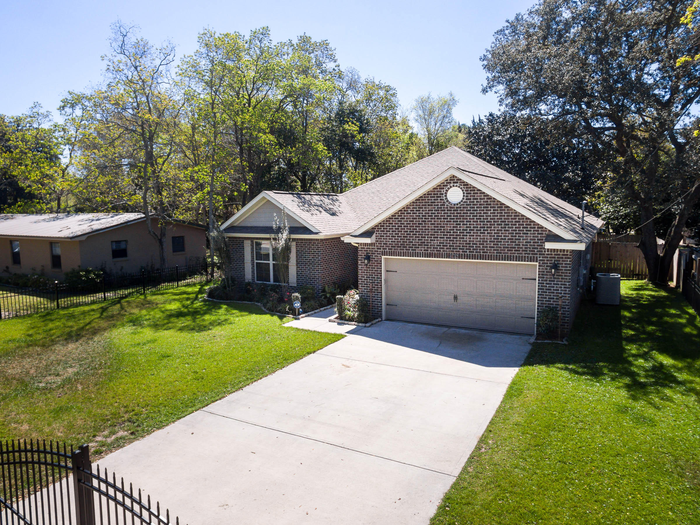 GARNIERS BEACH - Residential