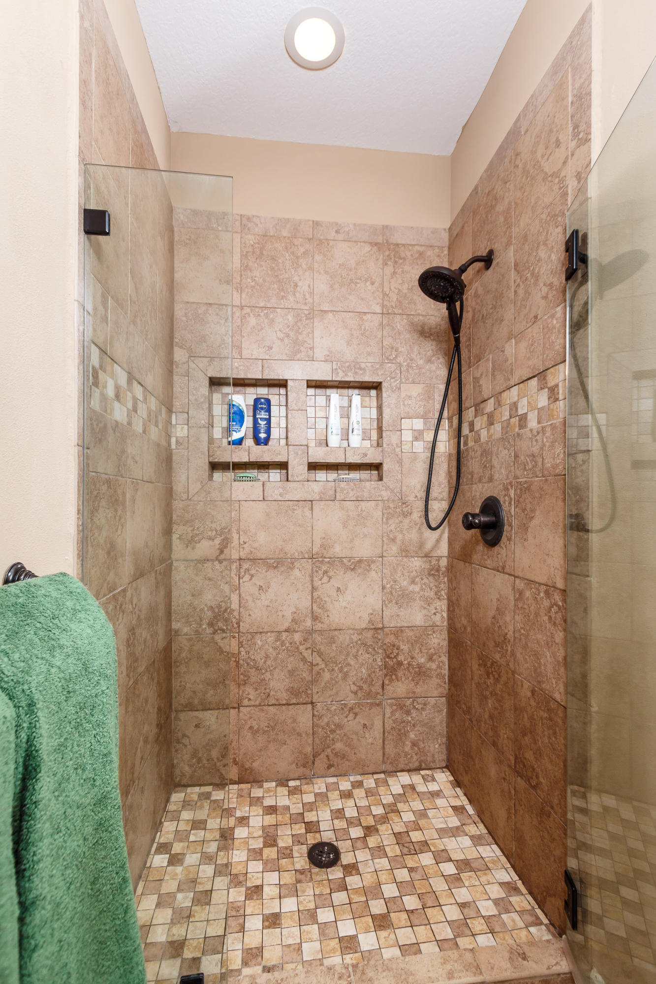 GARNIERS BEACH - Residential