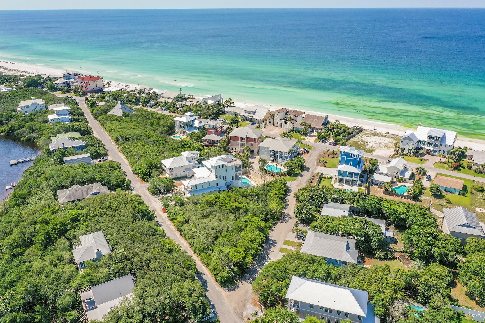 BLUE MOUNTAIN BEACH - Land