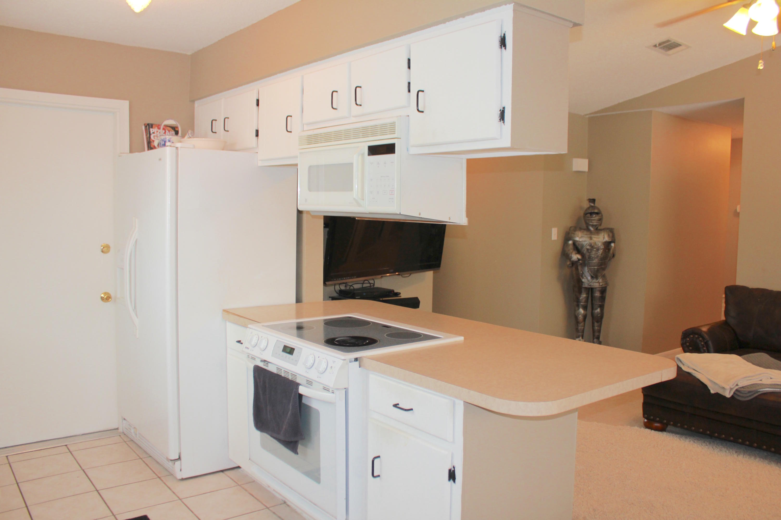 VALPARAISO PINECREST 6 - Residential