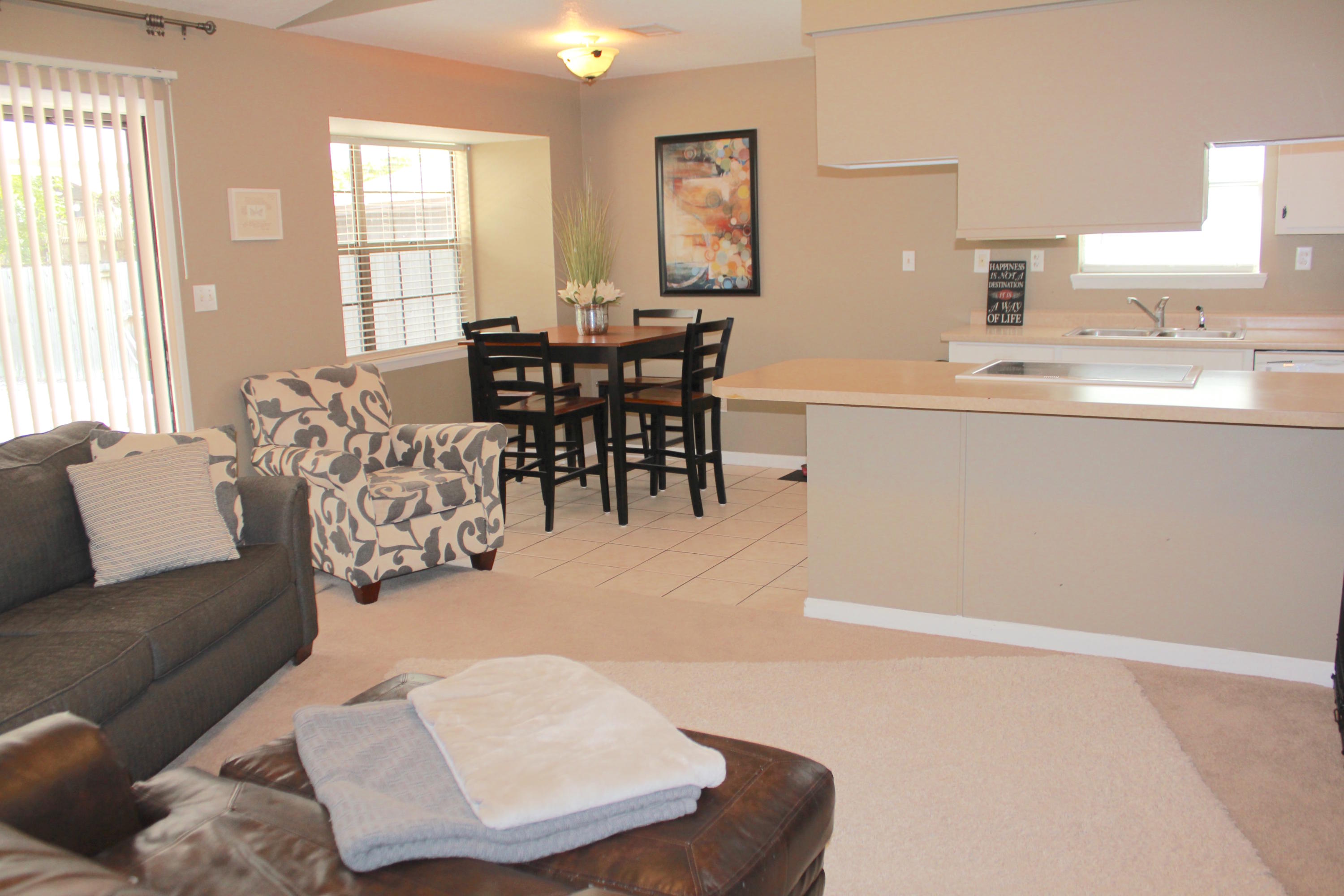 VALPARAISO PINECREST 6 - Residential