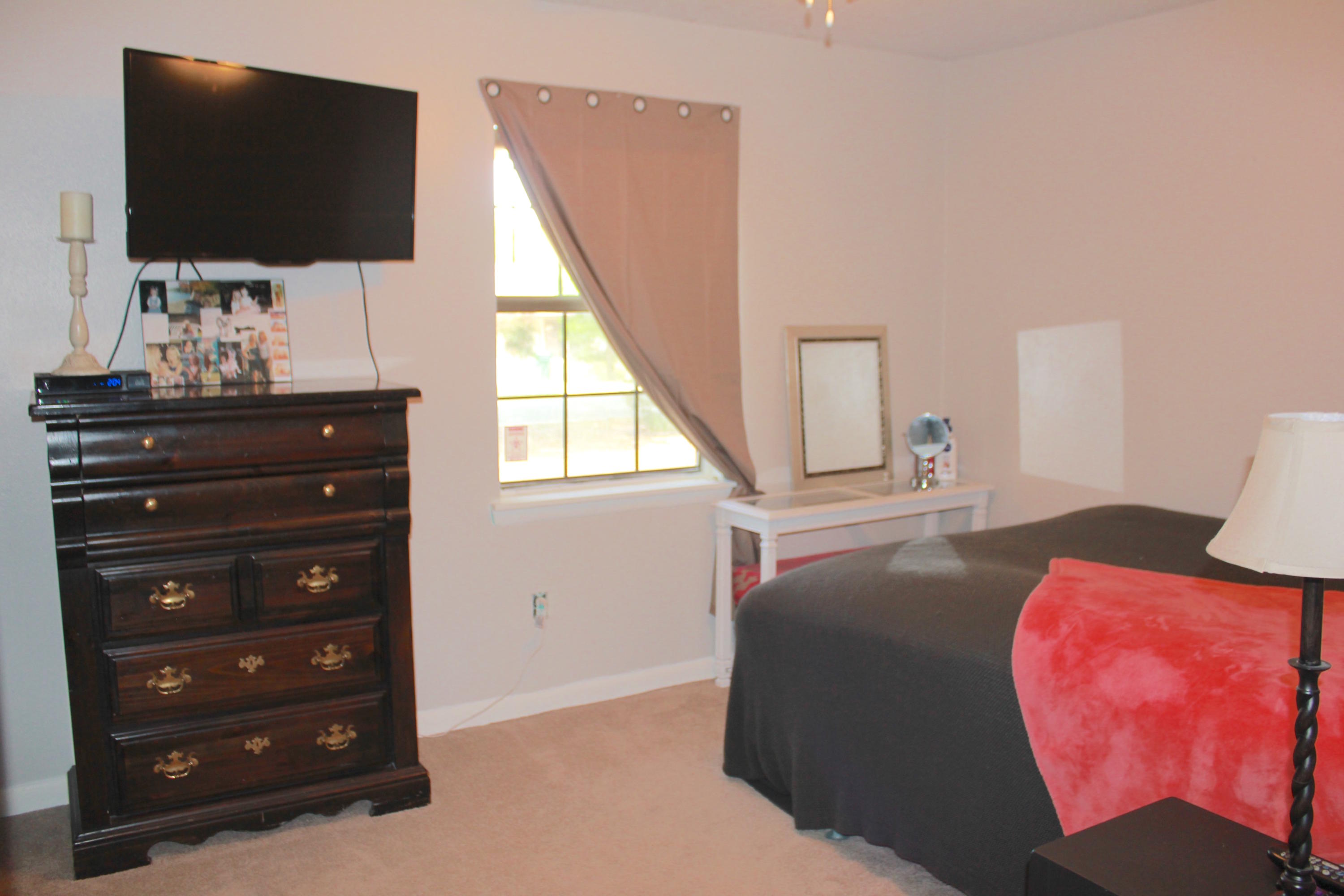 VALPARAISO PINECREST 6 - Residential