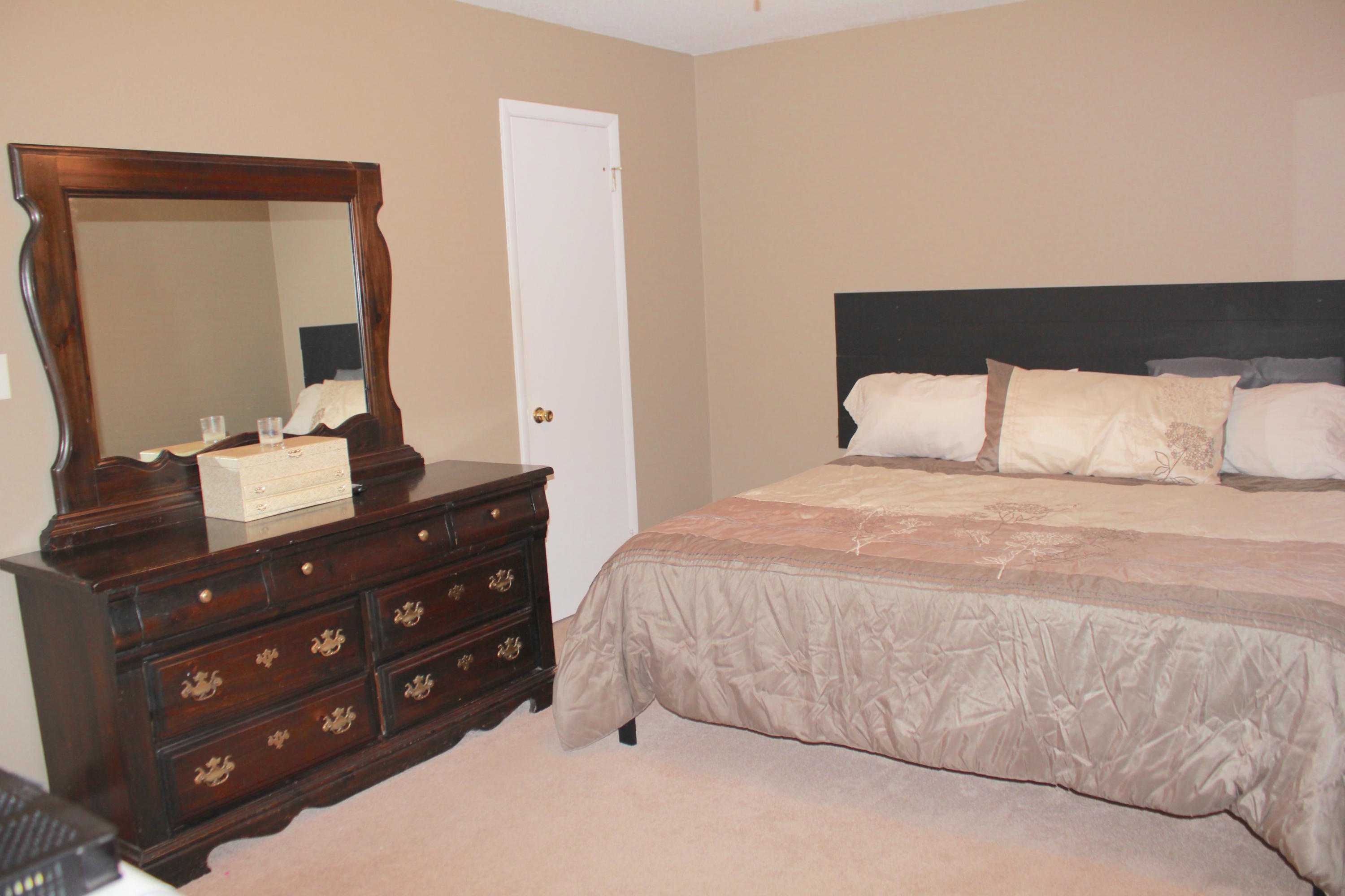 VALPARAISO PINECREST 6 - Residential